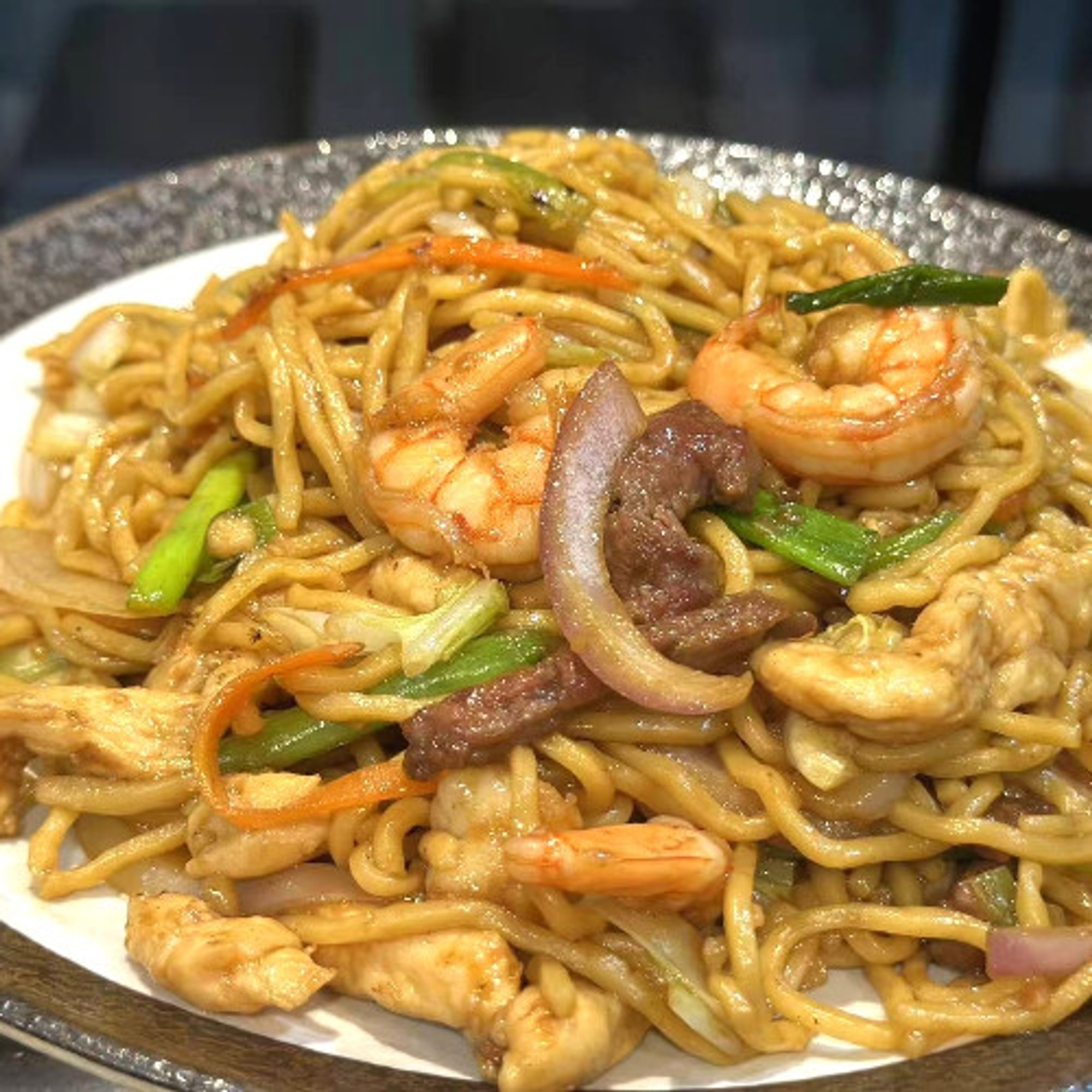 House Lo Mein