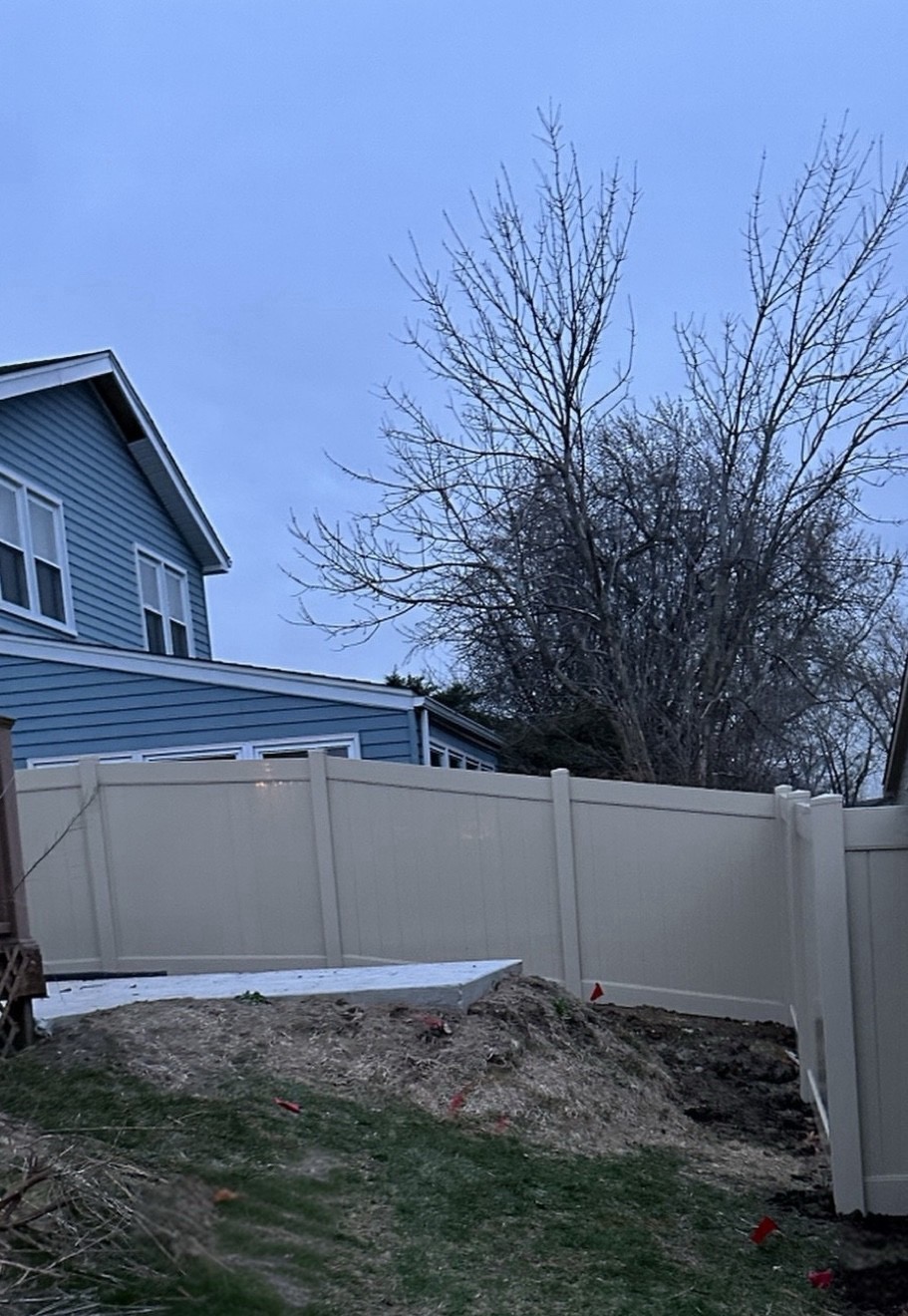 Top Rail Fence Naperville Image