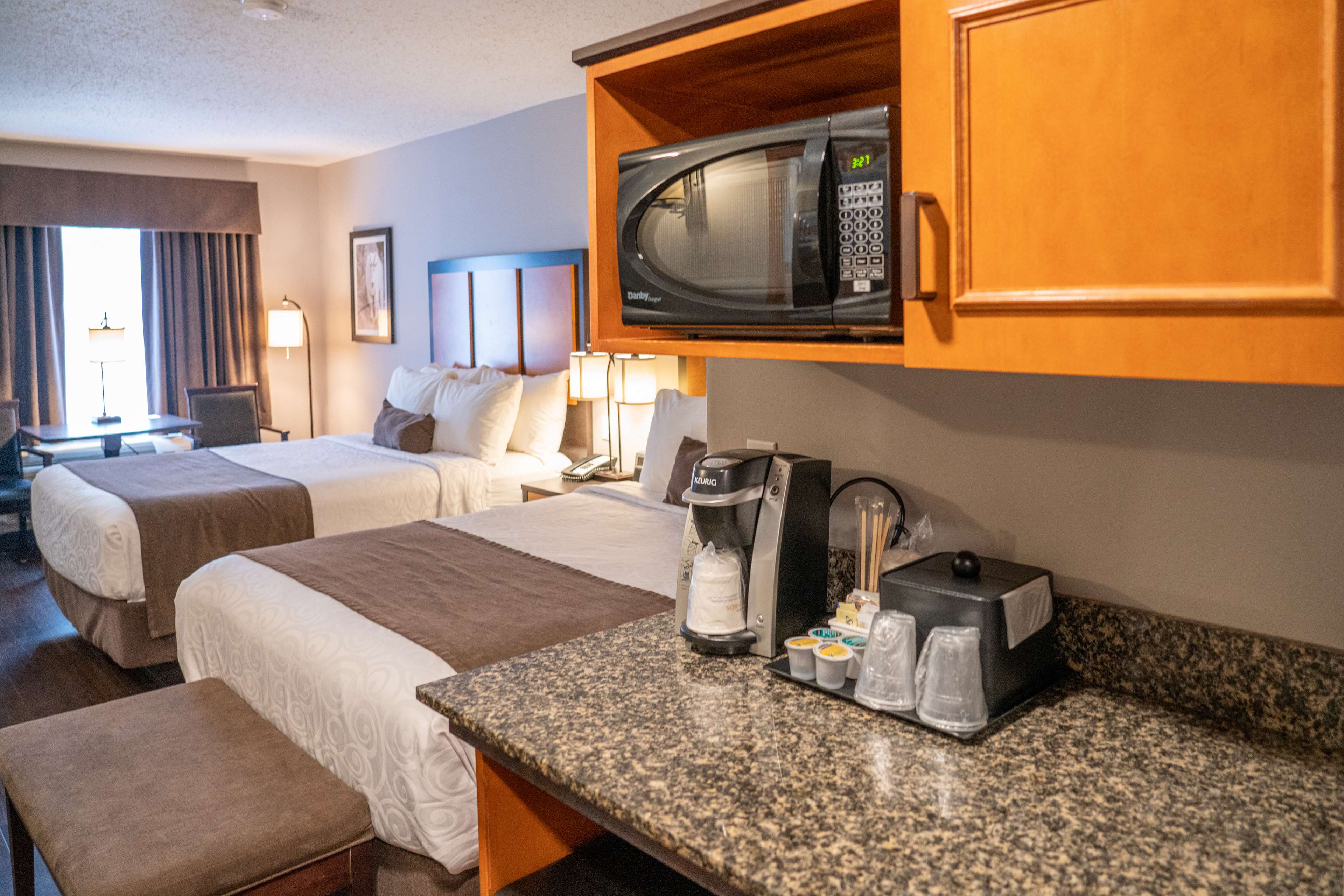 Images Best Western Pocaterra Inn