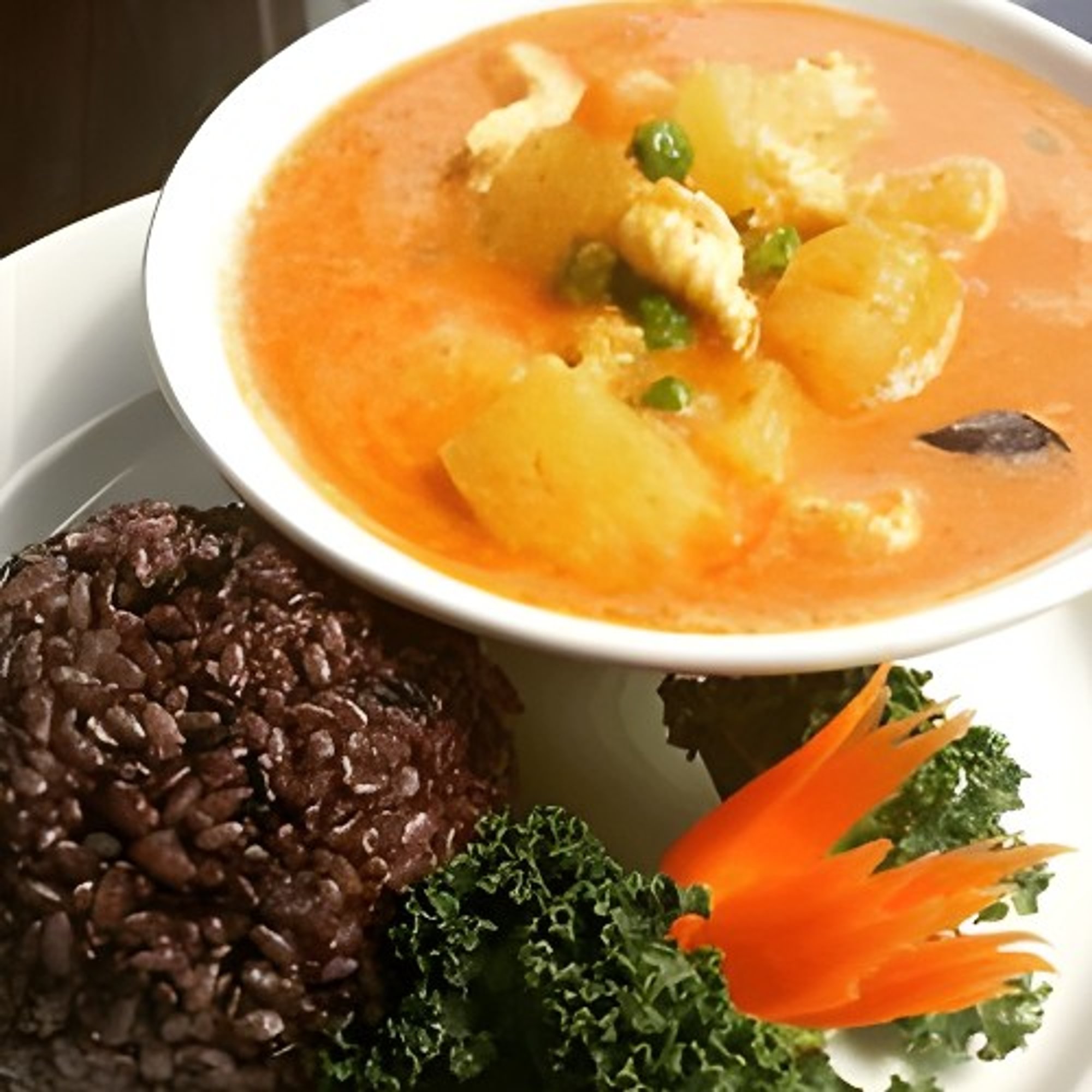 L Pineapple Curry