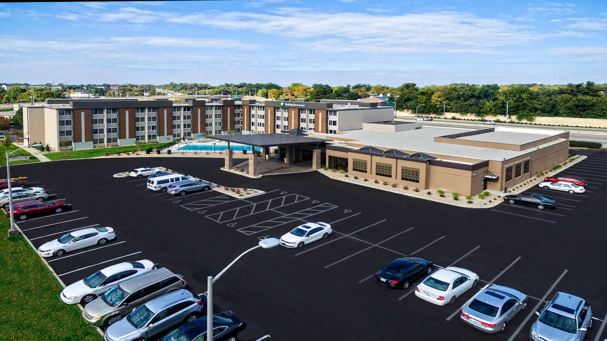 Holiday Inn Express Louisville Airport Expo Center Photo