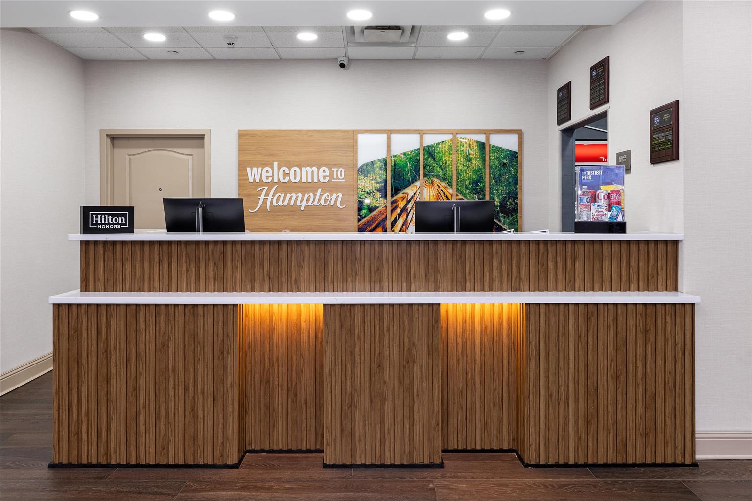 Hampton Inn & Suites Tampa-Wesley Chapel Image