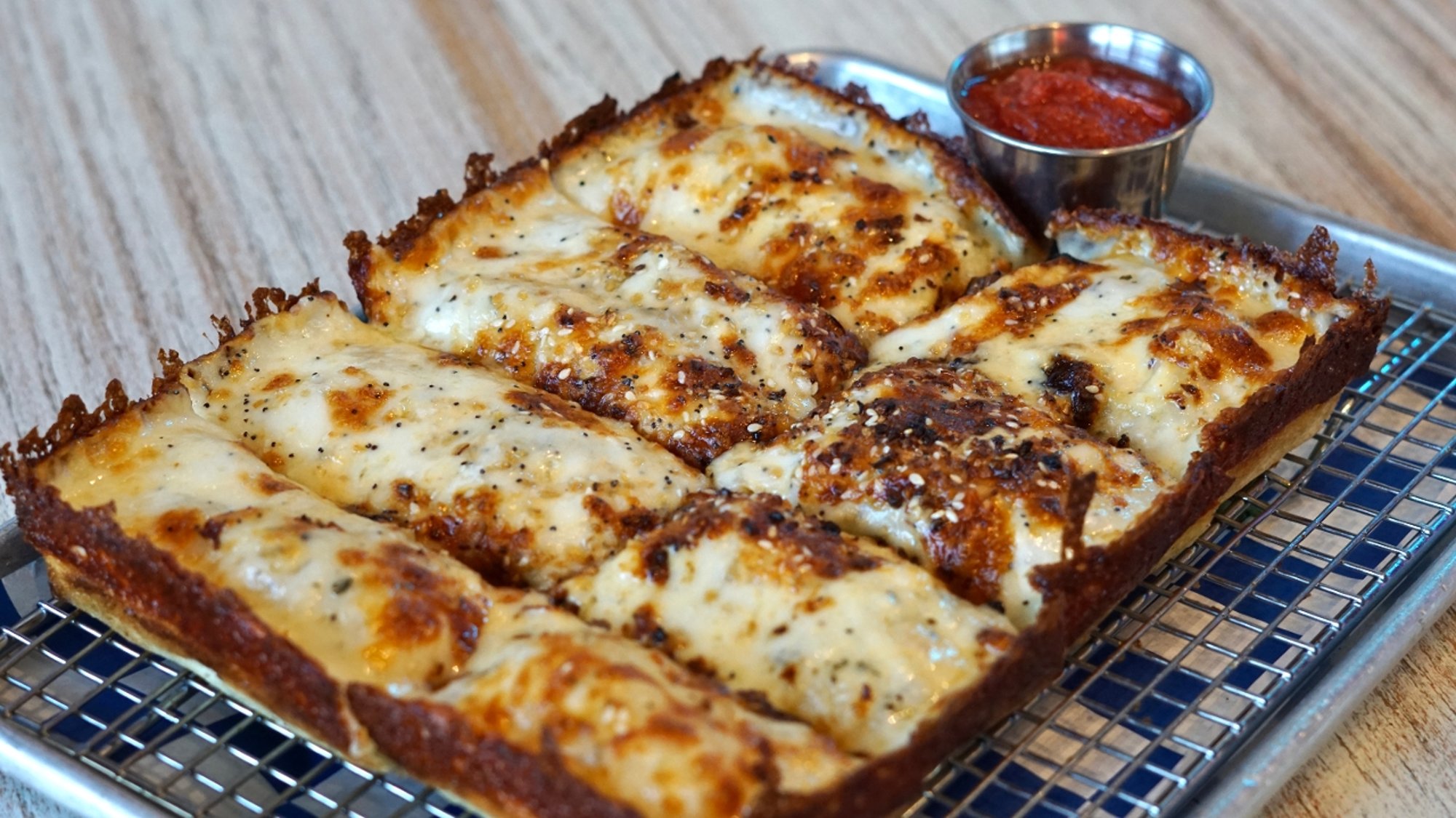 Small Detroit Cheesy Garlic Bread Everything Bagel Seasoning