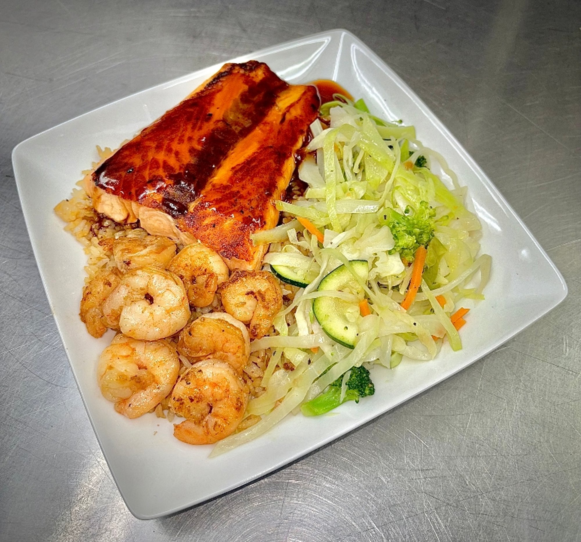 Grilled Salmon and Shrimp Entrée