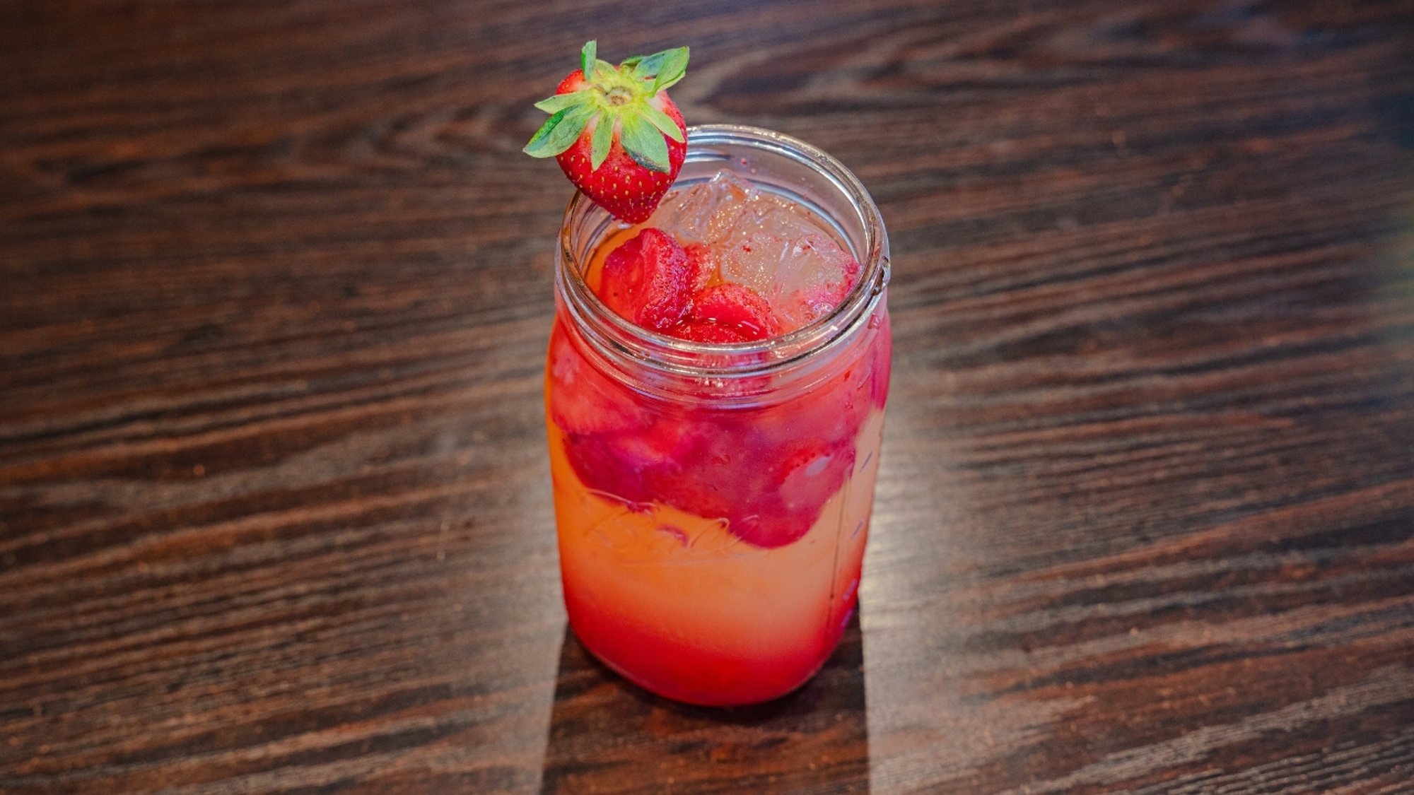 STRAWBERRY LEMONADE