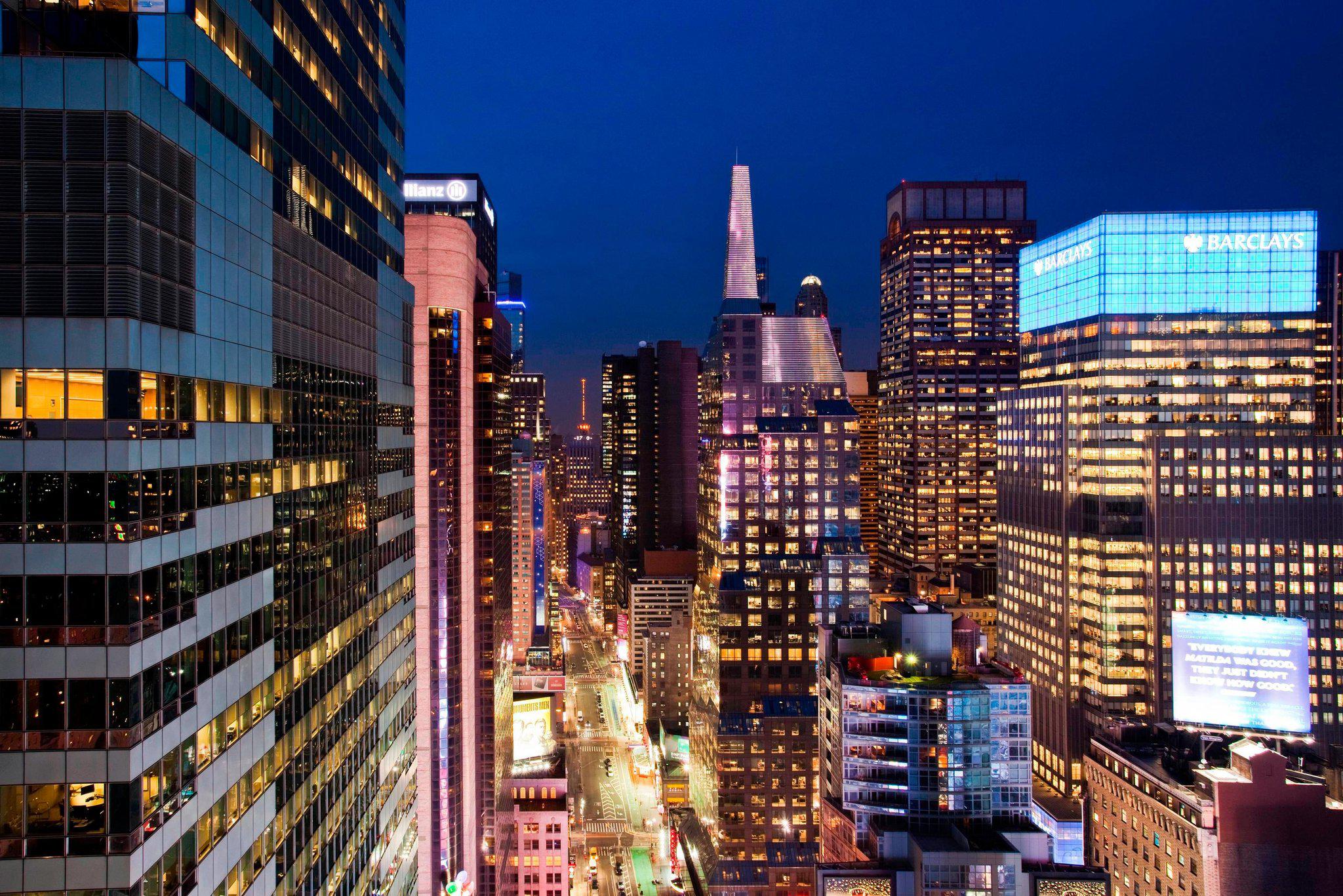 W New York - Times Square Photo