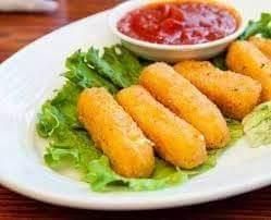 Fried Mozzarella Sticks