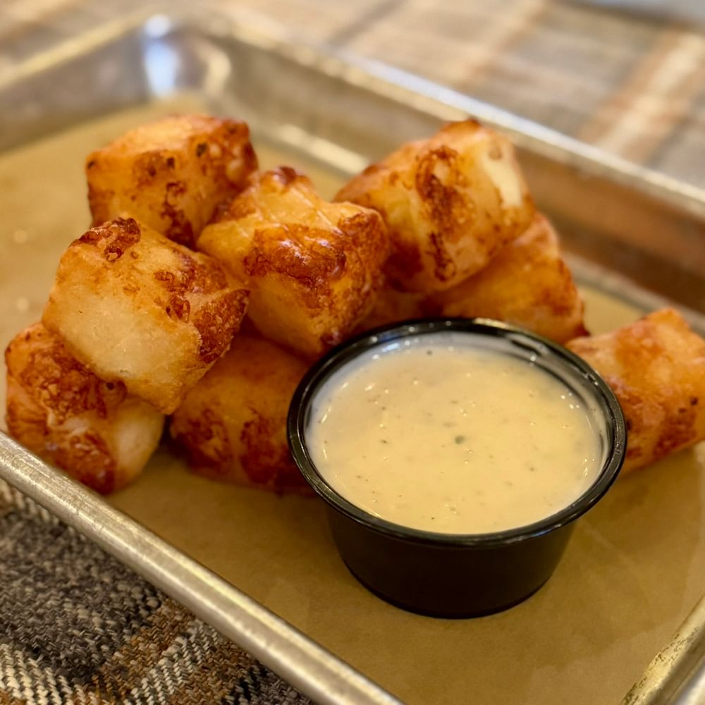 Garlic Cheese Curds
