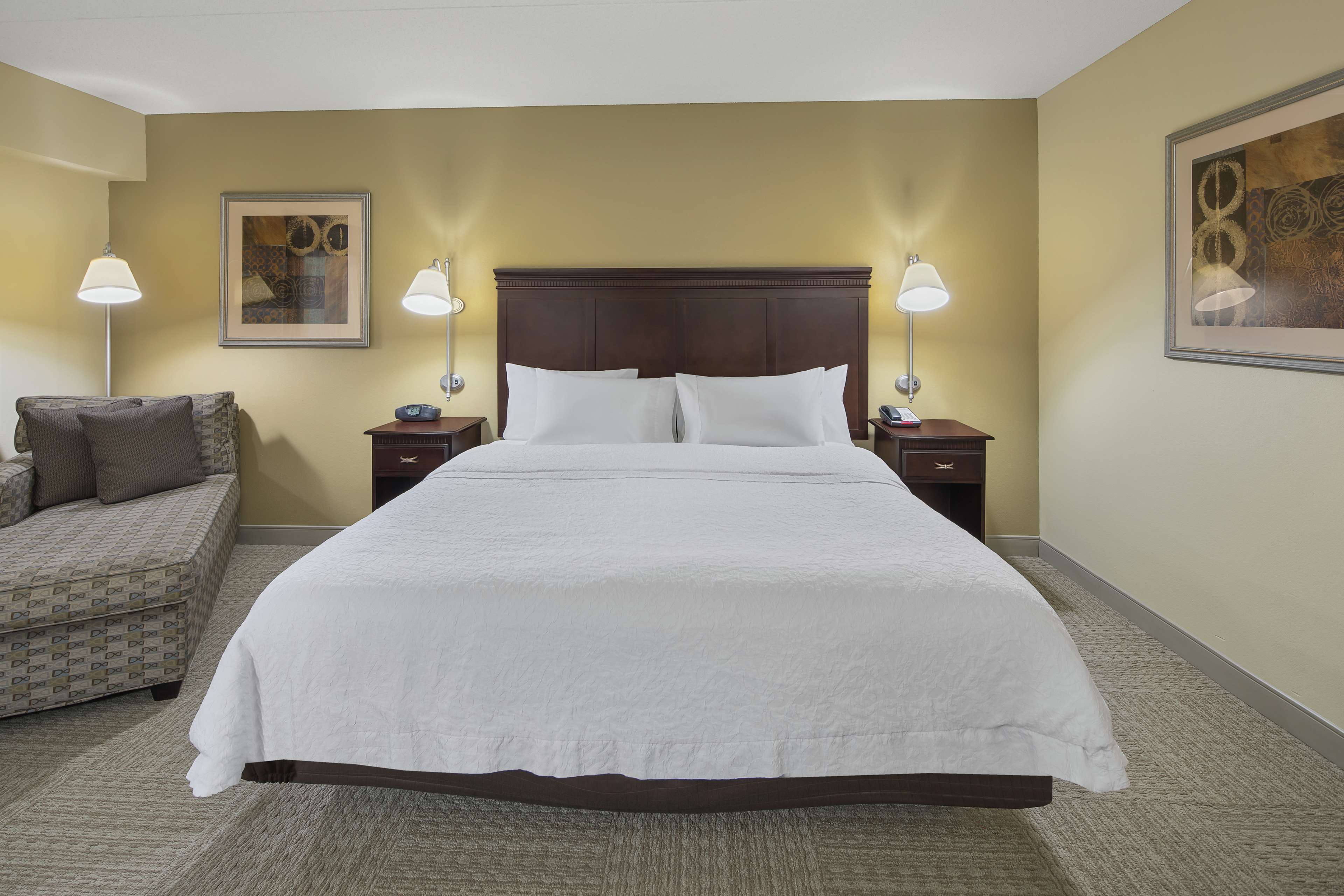 Guest room