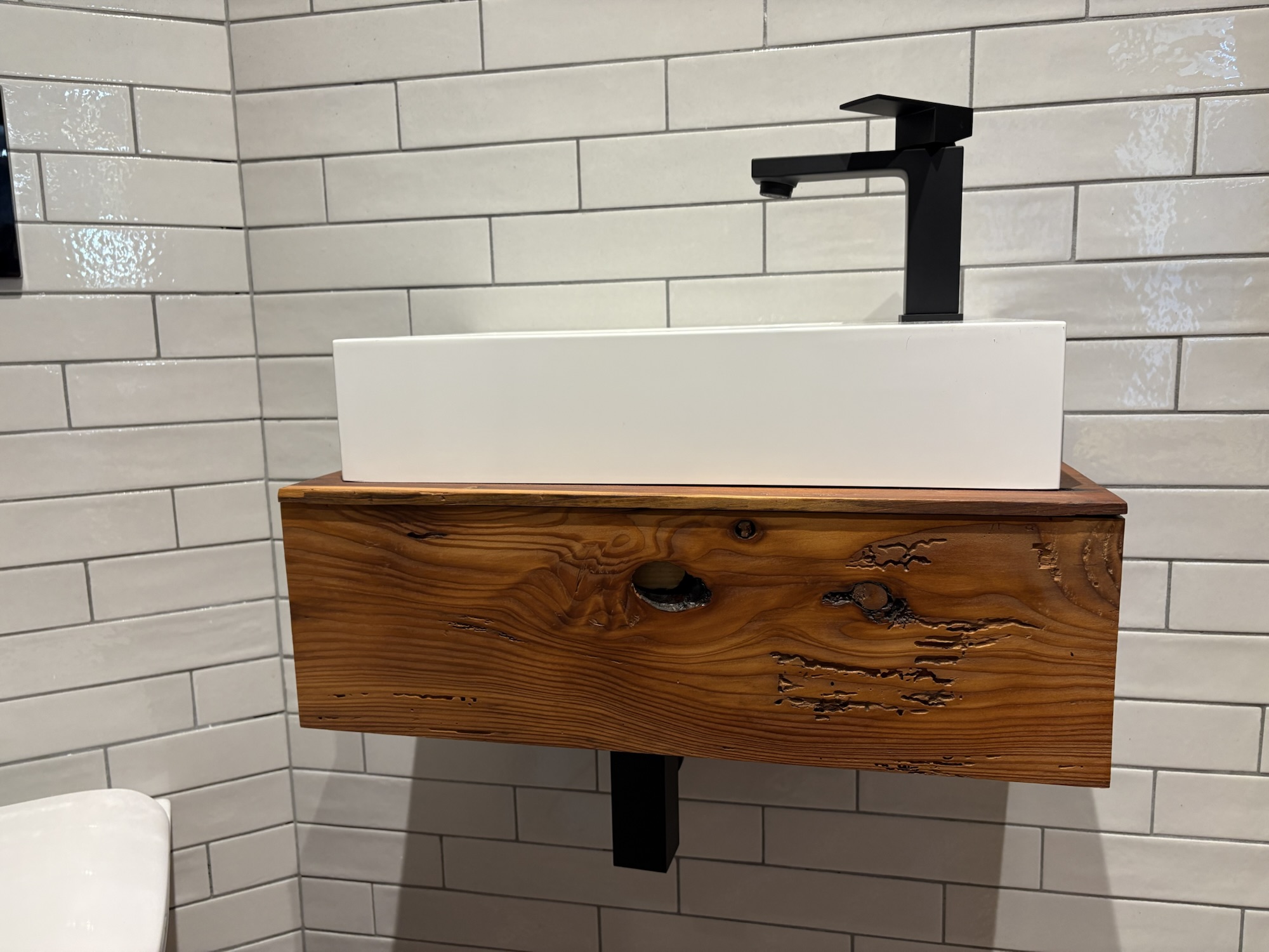 Base impermeabile per lavabo