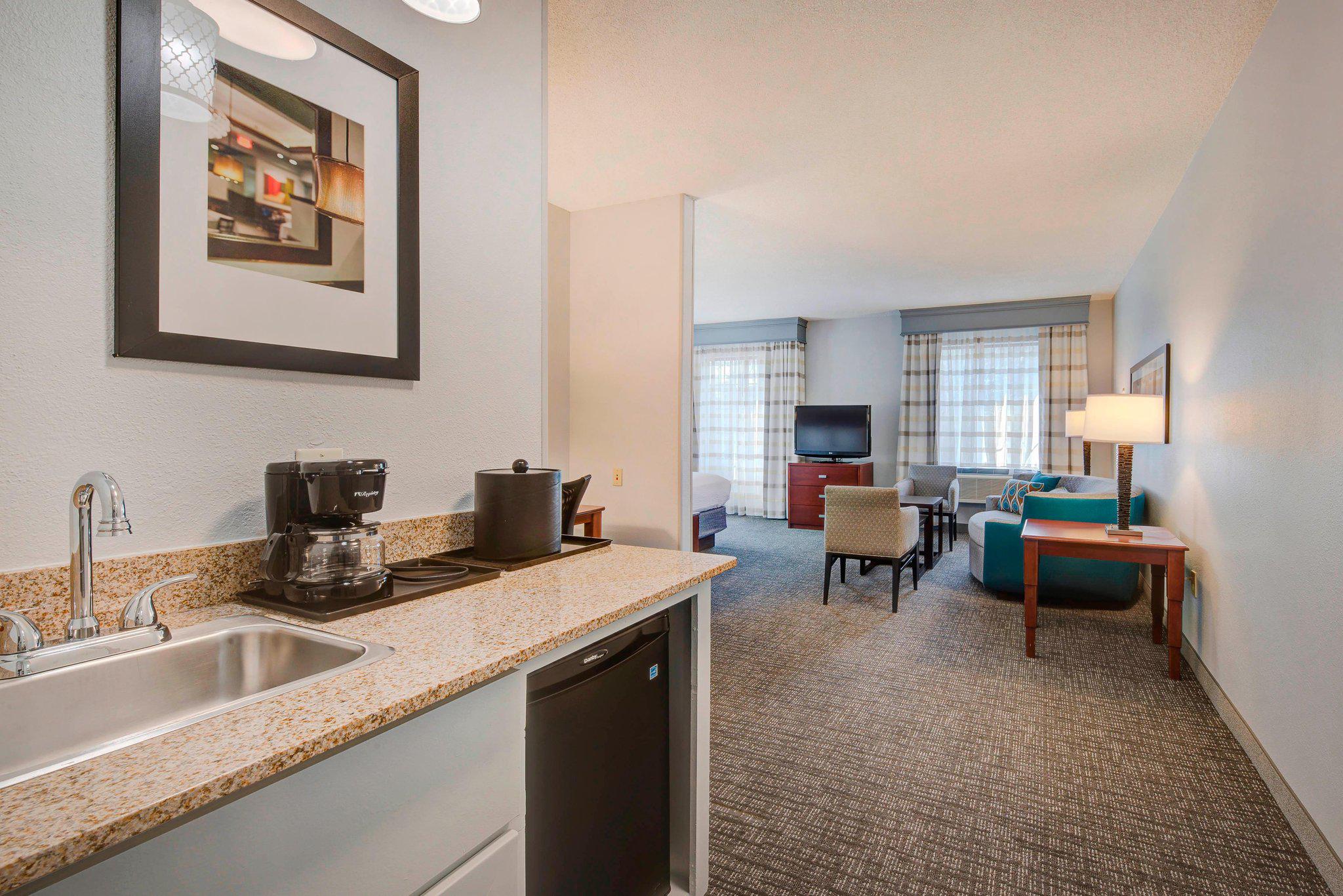 Courtyard by Marriott Raleigh Crabtree Valley Photo