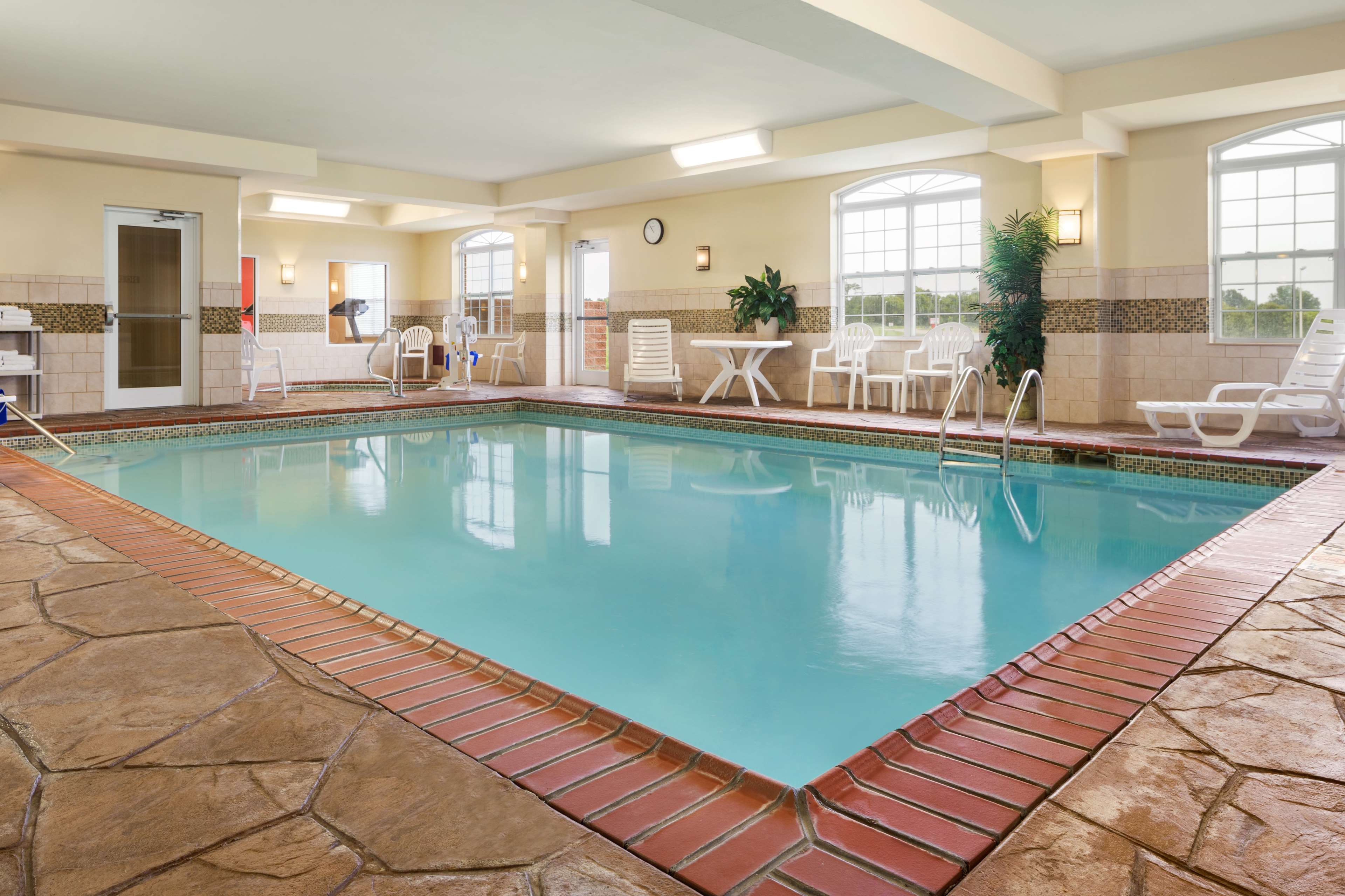 Country Inn & Suites by Radisson, Bowling Green, KY Photo