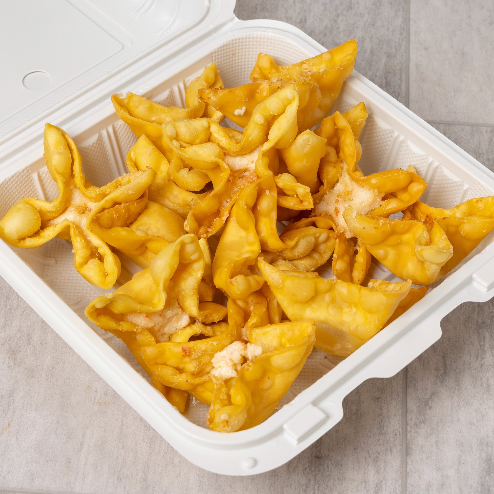 Fried cheese wonton (6) / 芝士炸混沌（6）