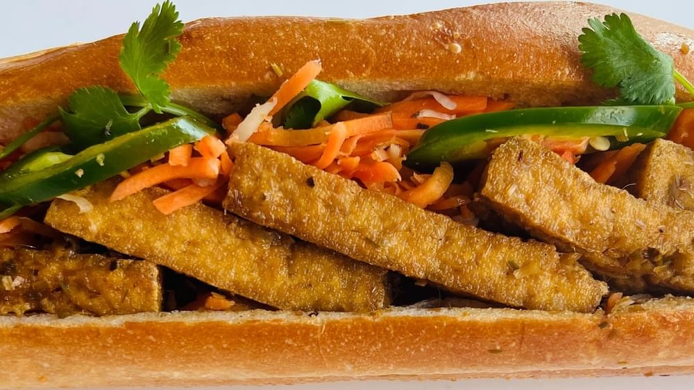 M24. Lemongrass Tofu Sandwich