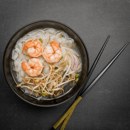 D8. Stir Fry Shrimp over Vermicelli (Bun Tom Xao)