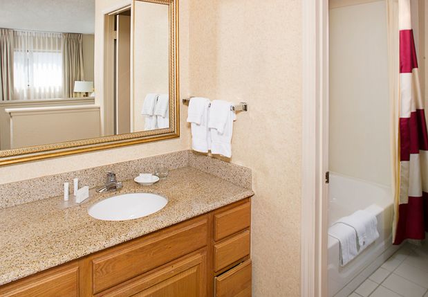Images Residence Inn by Marriott Detroit Troy/Madison Heights