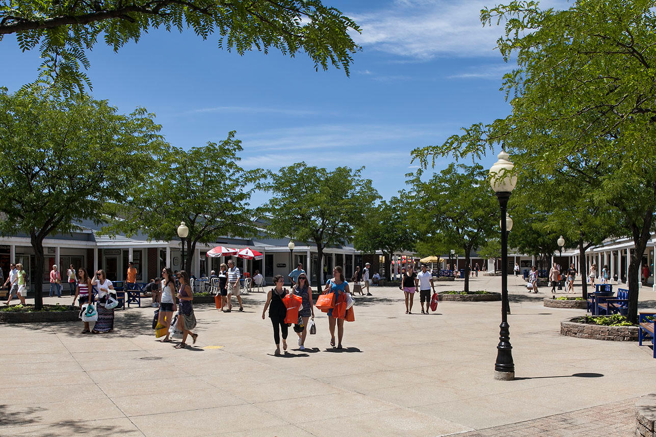 Ann Taylor Factory Store at Lighthouse Place Premium Outlets® - A Shopping  Center in Michigan City, IN - A Simon Property