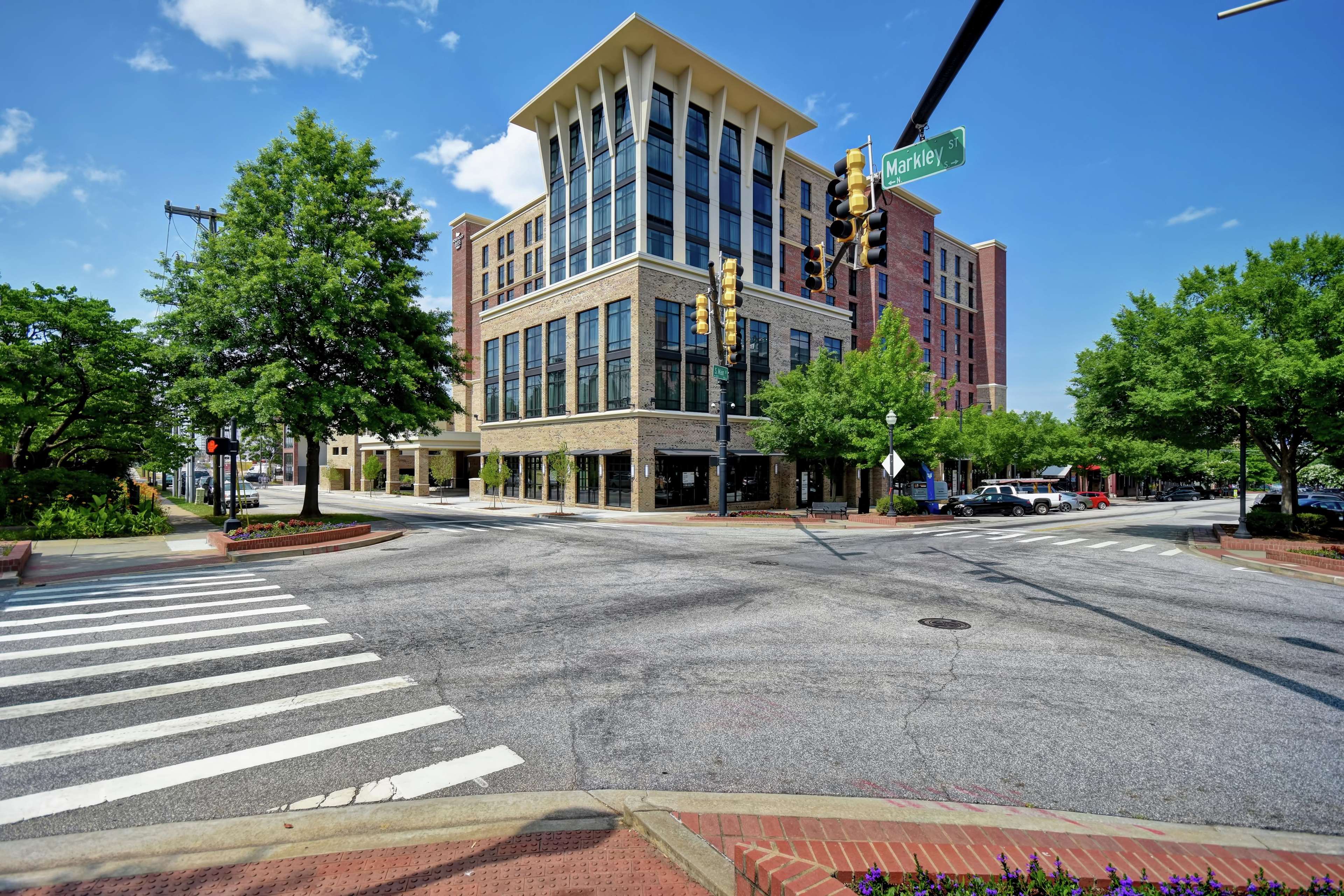 Homewood Suites by Hilton Greenville Downtown Photo