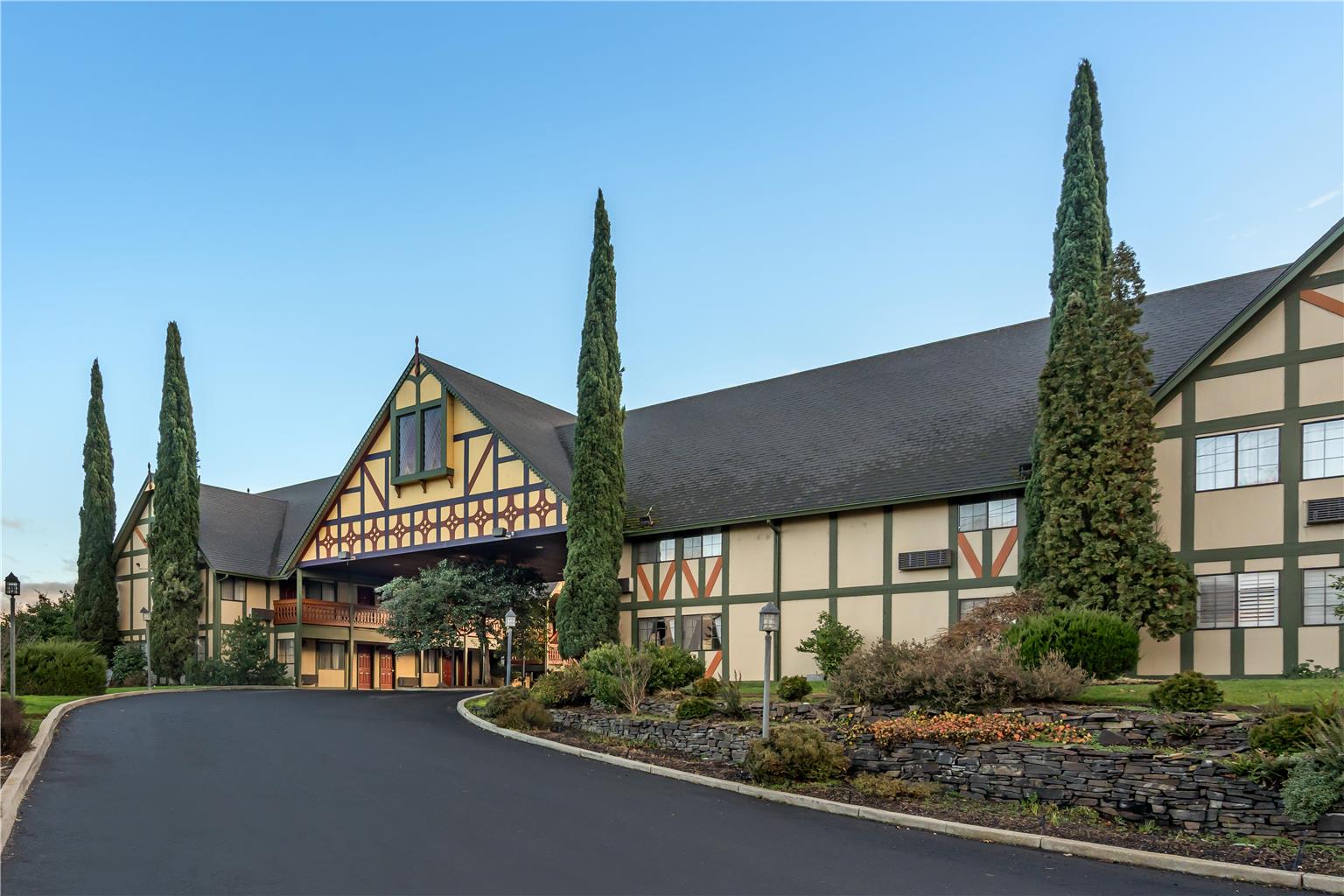 Best Western Windsor Inn Image