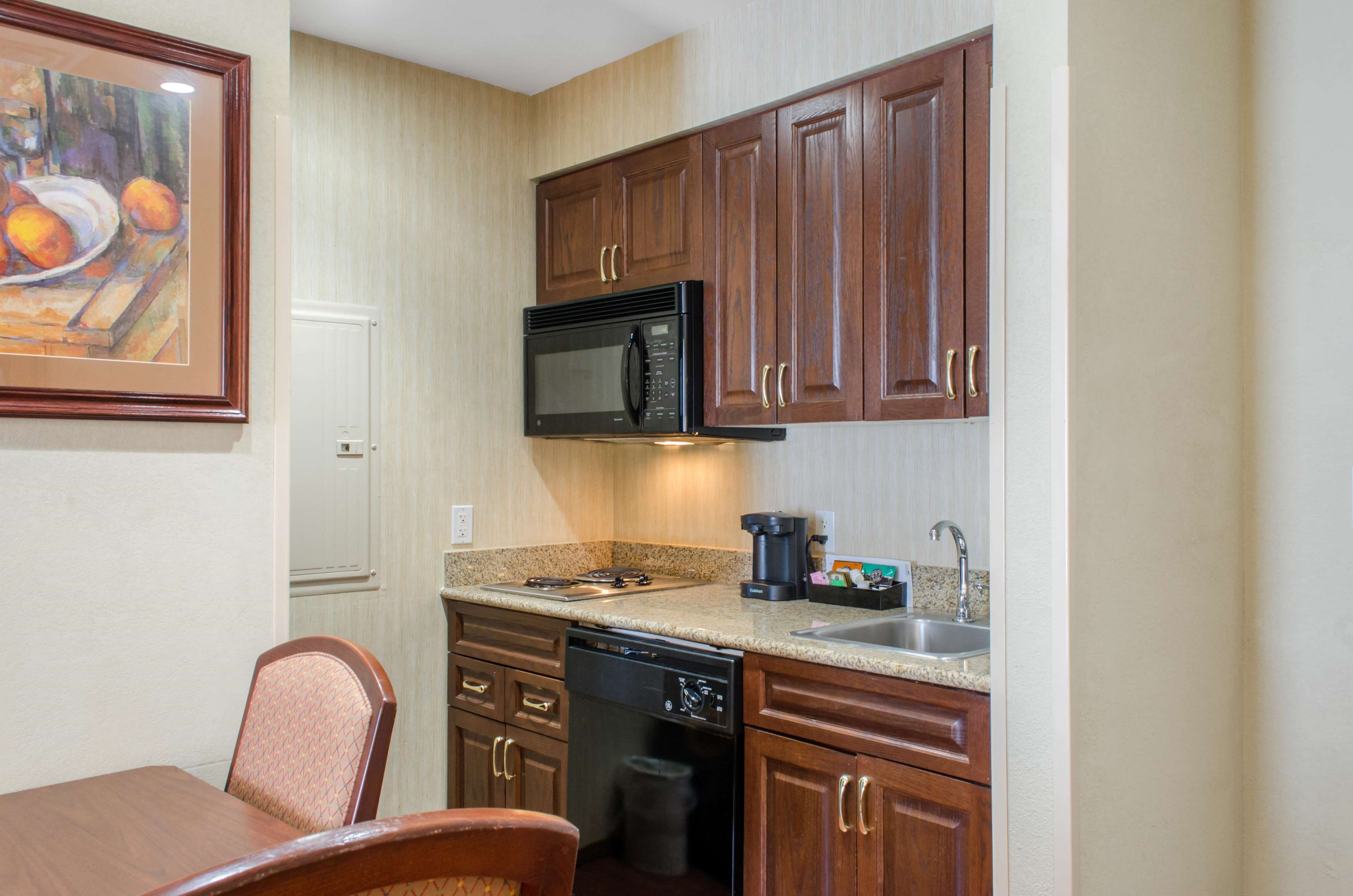 Homewood Suites by Hilton Covington Photo