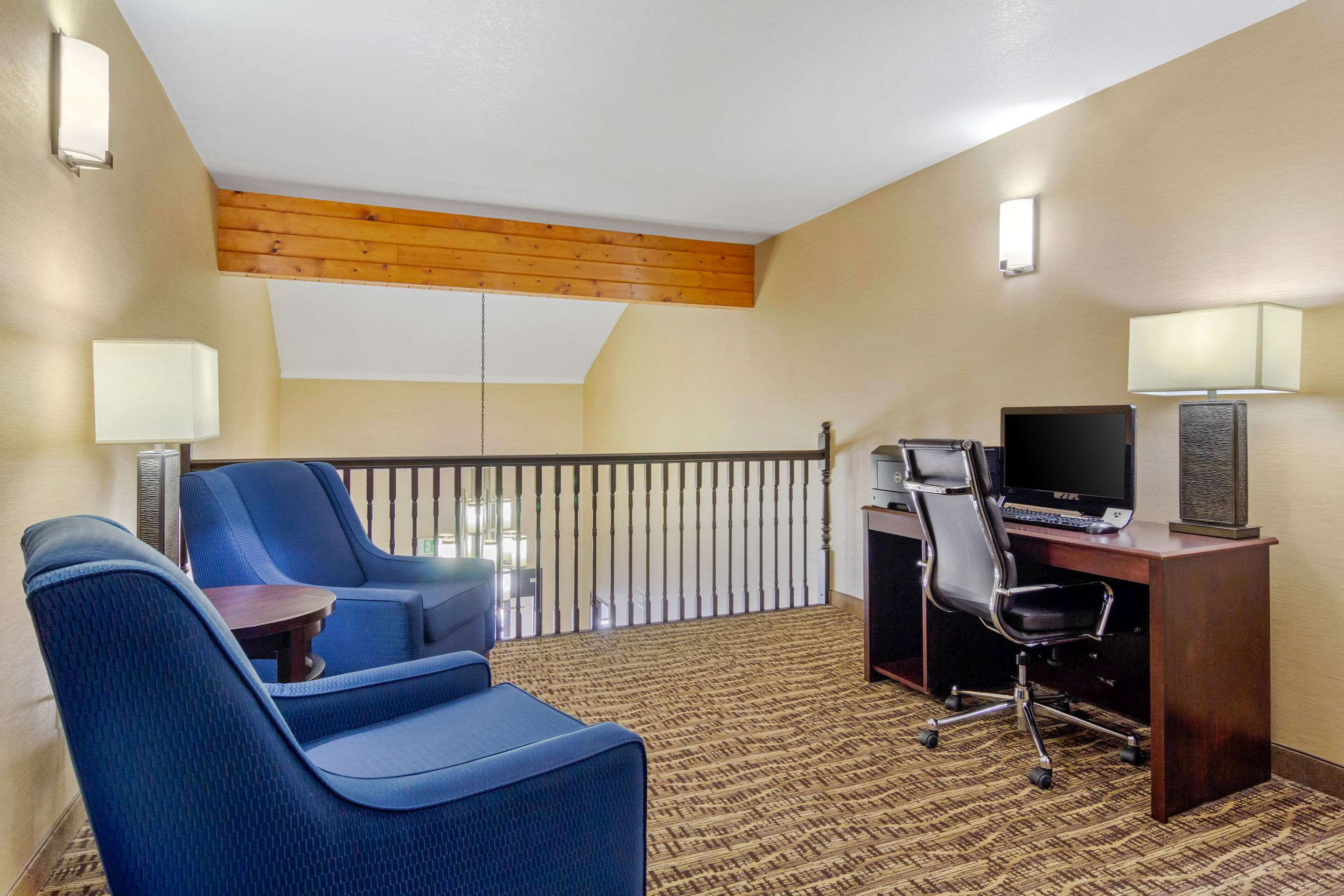 Comfort Inn Greeley Photo