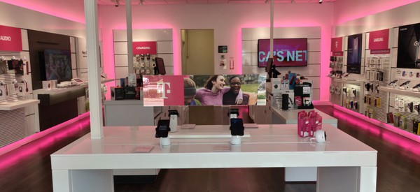Cell Phones Plans And Accessories At T Mobile 1001 Avenue D