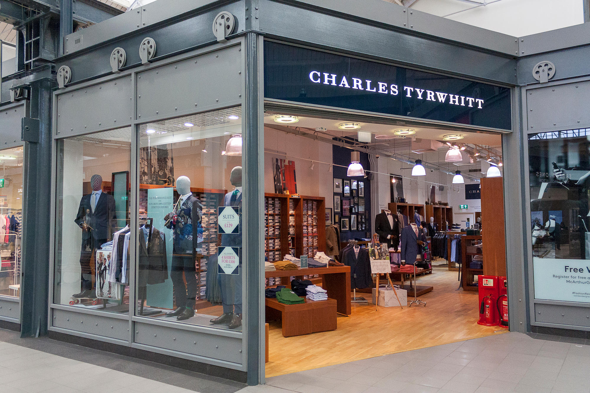 charles tyrwhitt outlets store