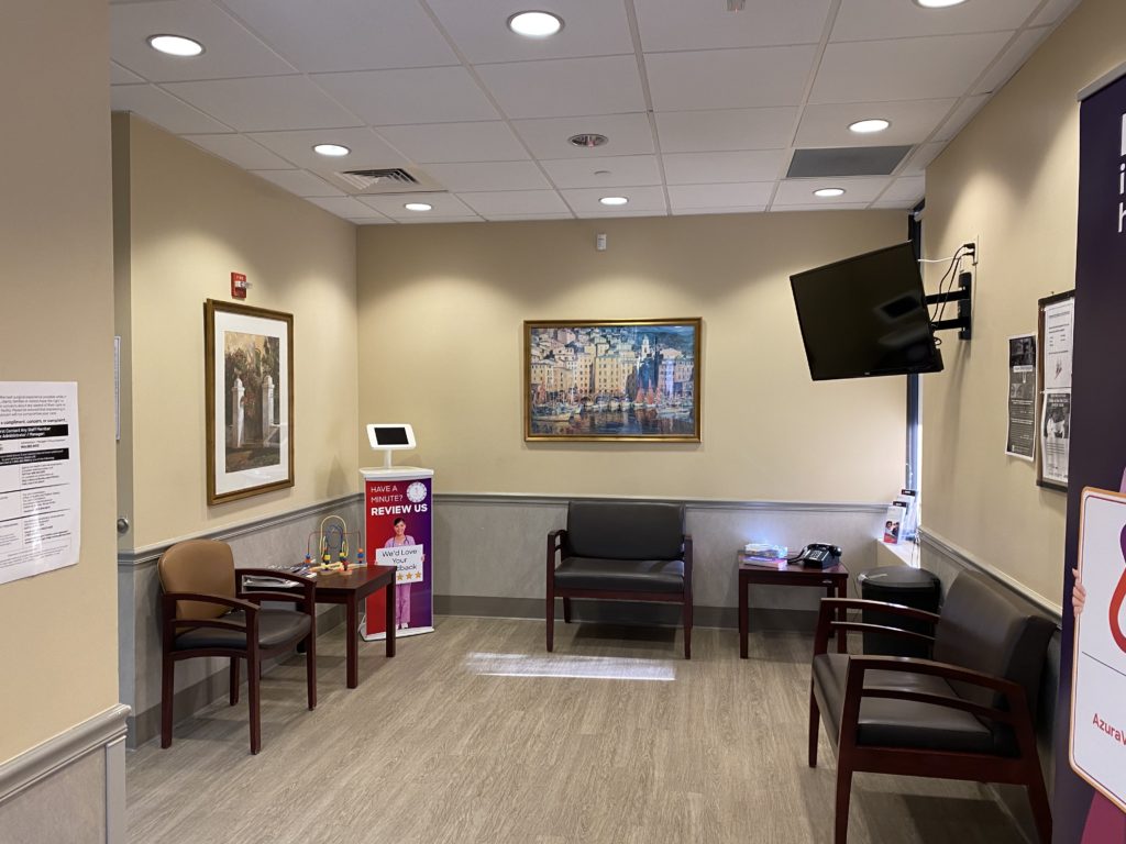 The lobby of Azura Surgery Center Plantation