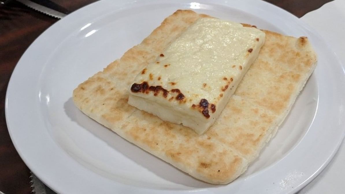 Arepa Con Queso