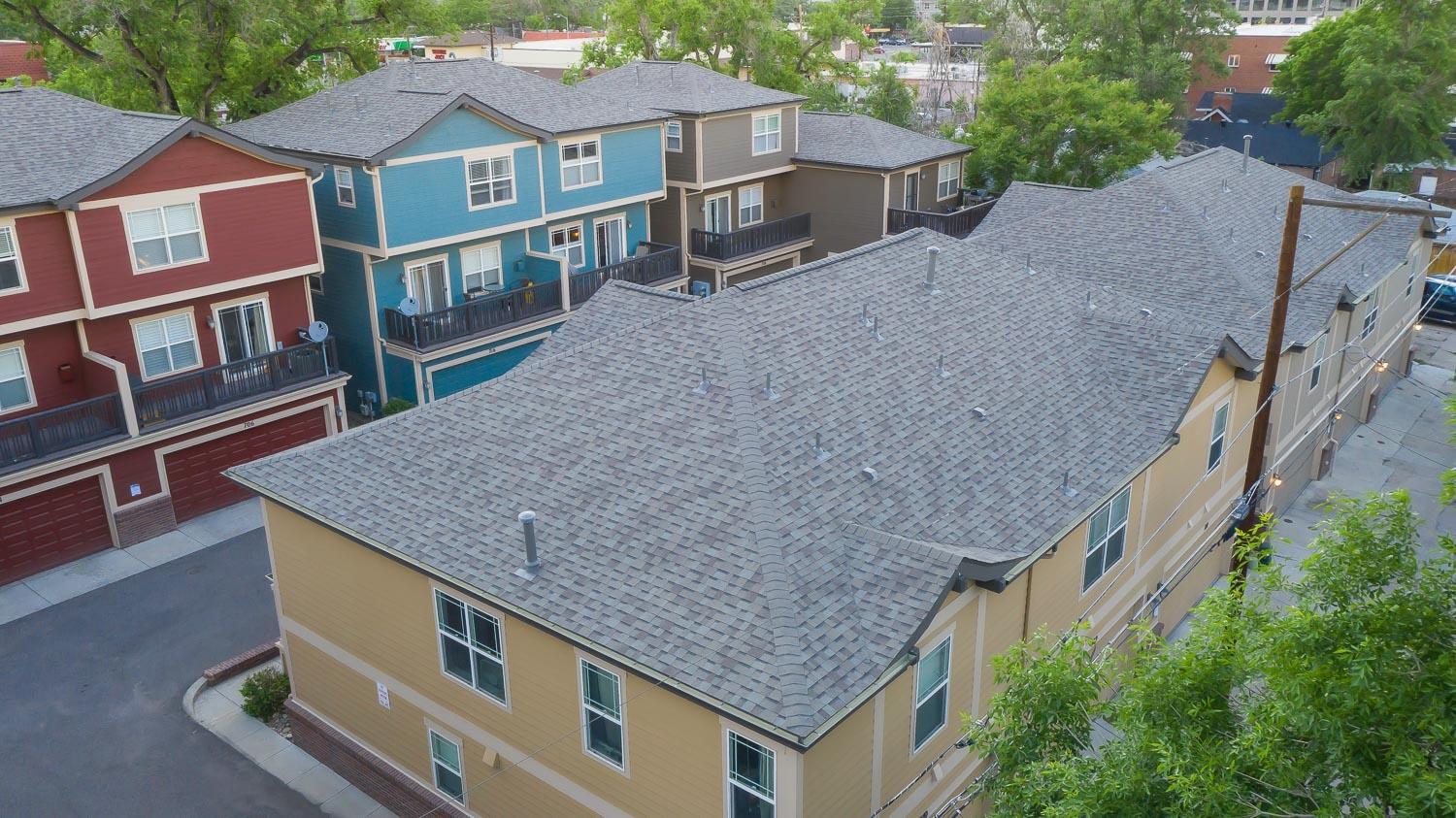 ELK Roofing & Construction Image