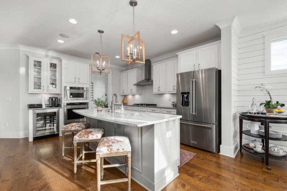 Beautiful kitchens with ample countertop and cabinet space with a large center island