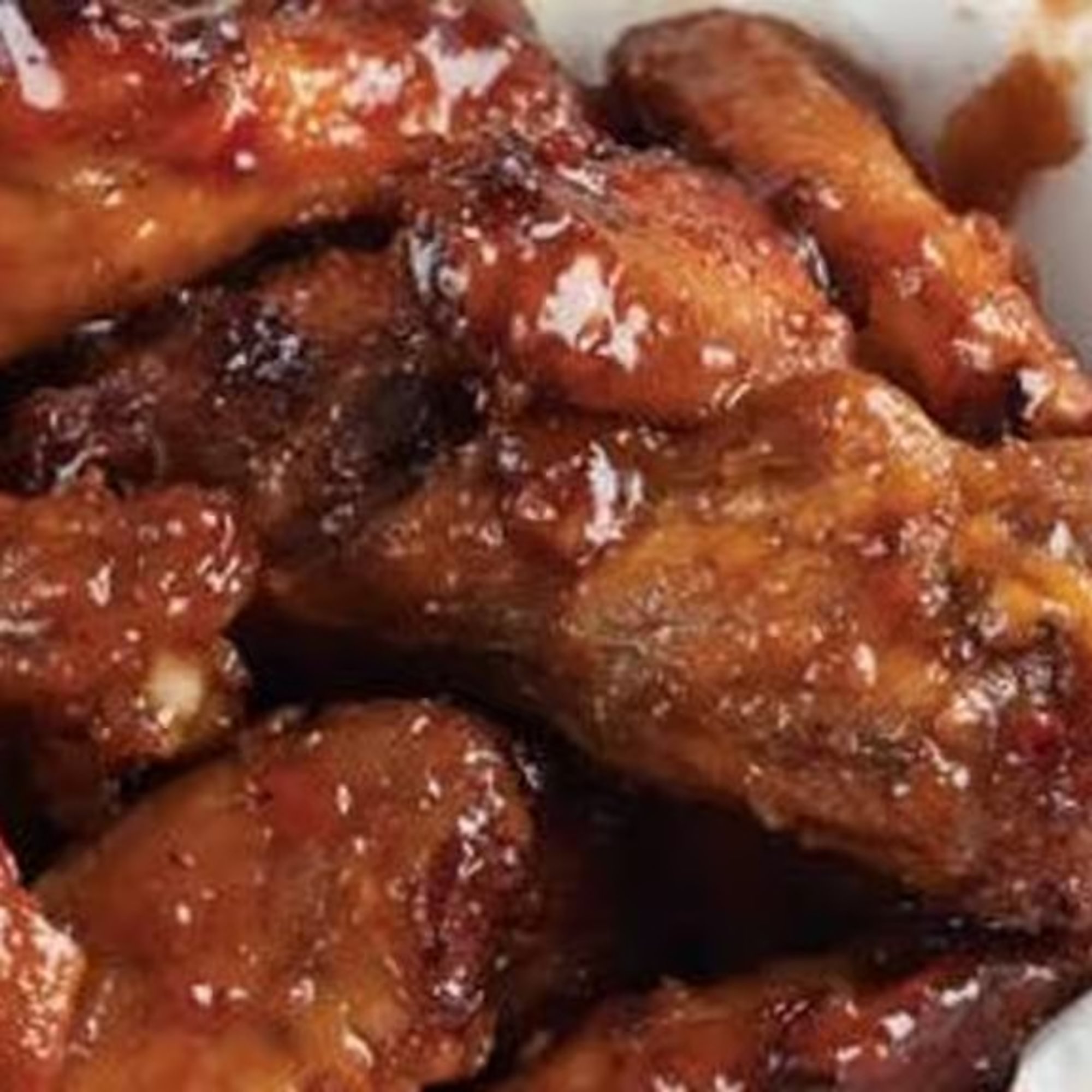 Street style wings