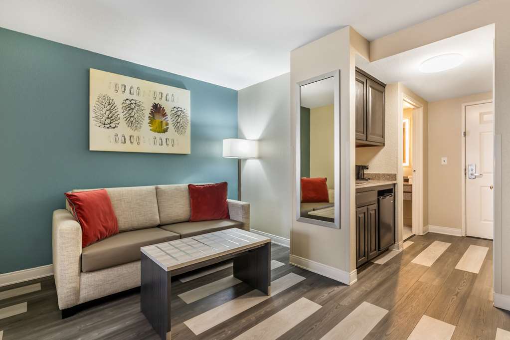 Best Western Prime Inn & Suites Image