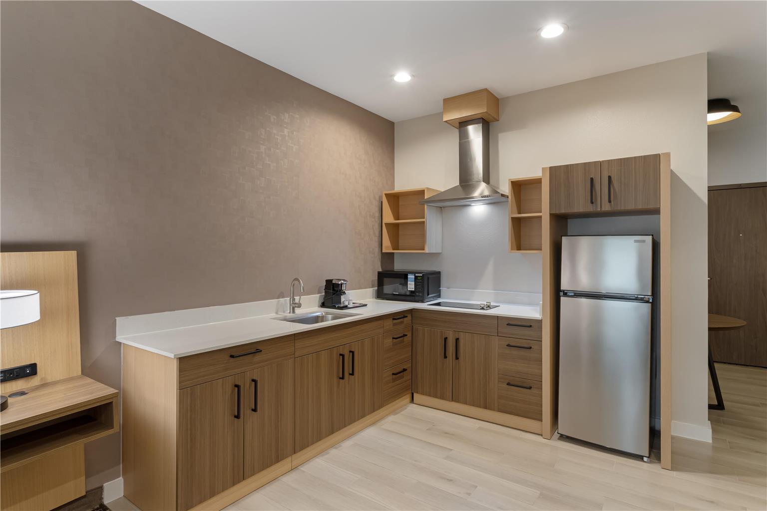 Best Western Plus Pearland/Houston Medical Center Hotel Image