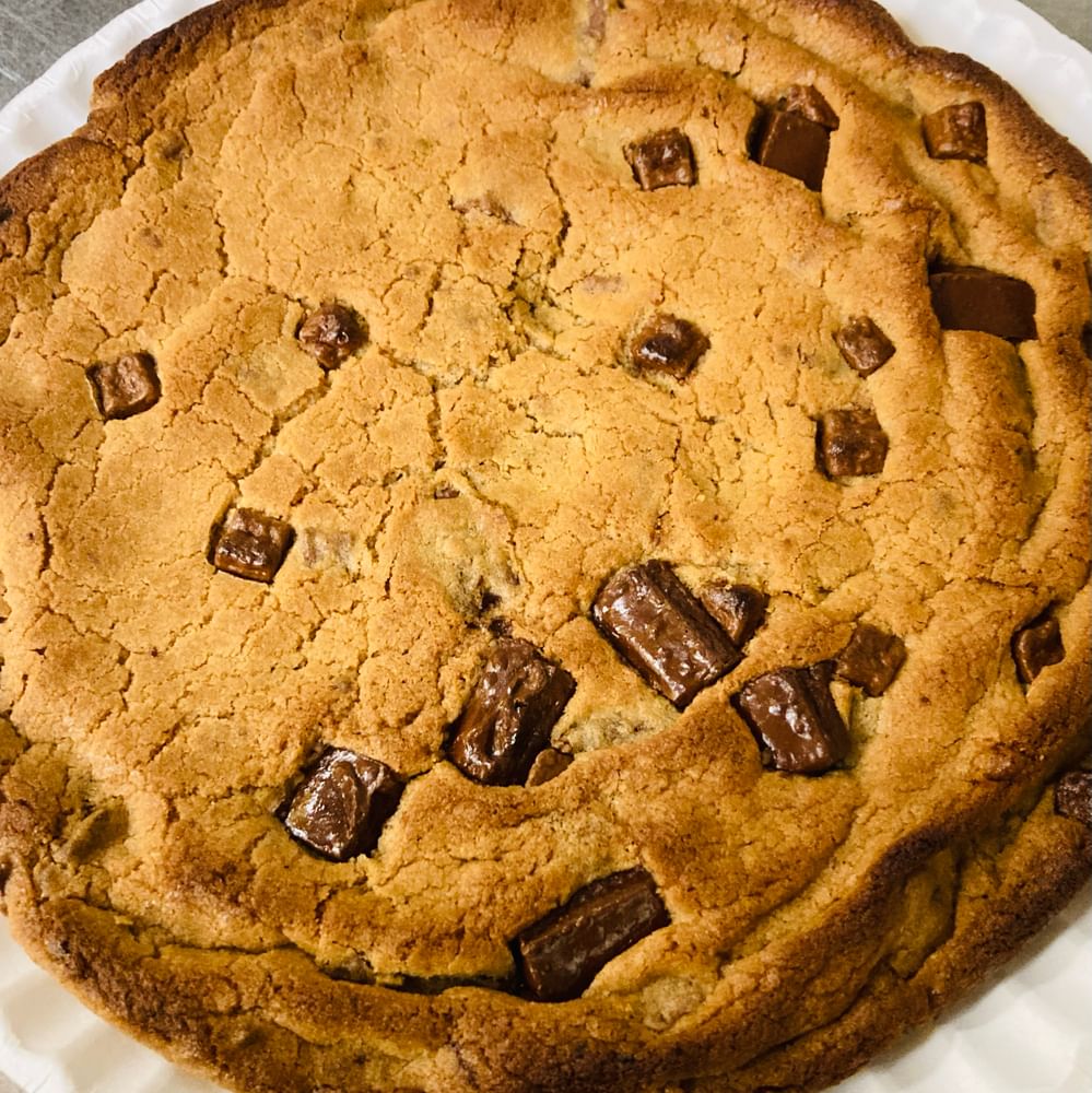 Chocolate Chunk Pizza Cookie