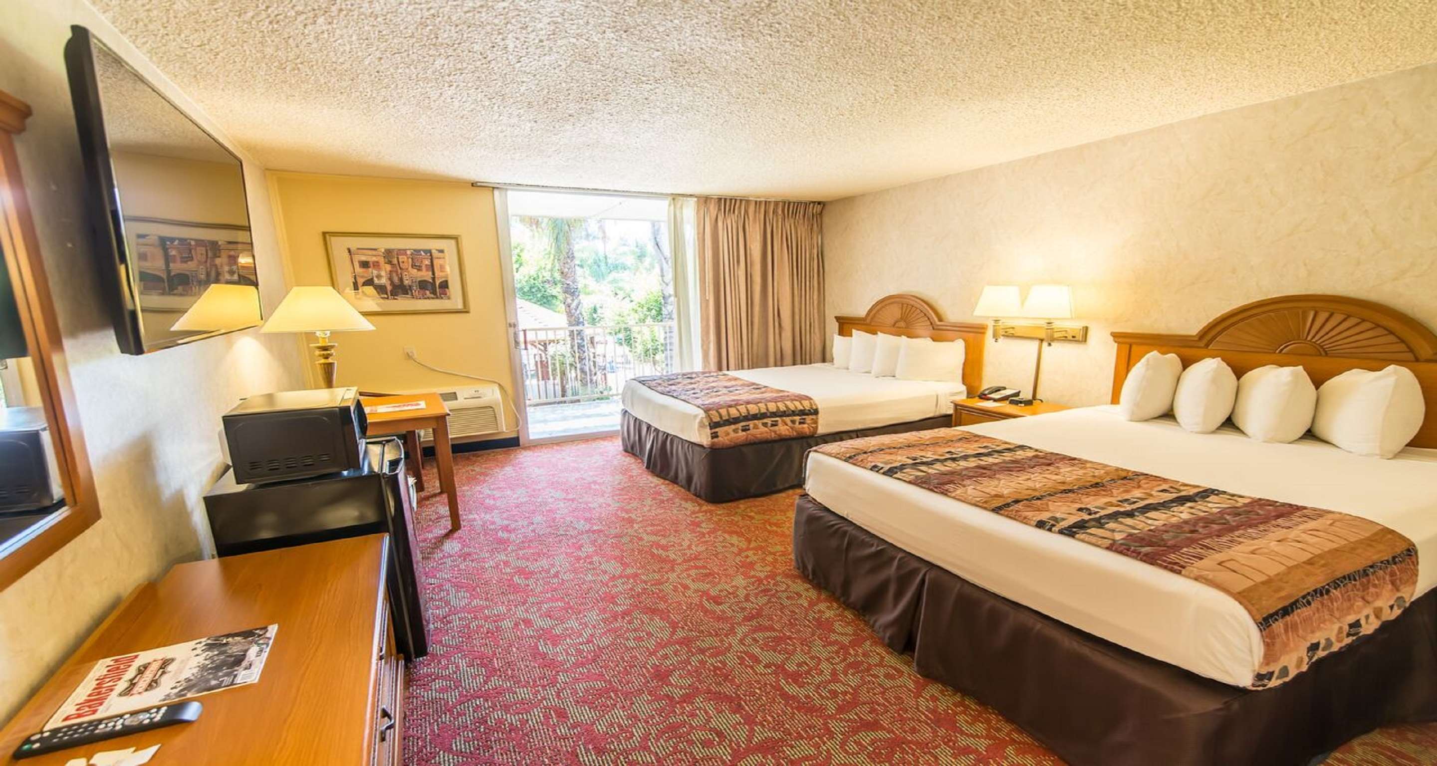 SureStay Plus Hotel by Best Western Bakersfield North Photo