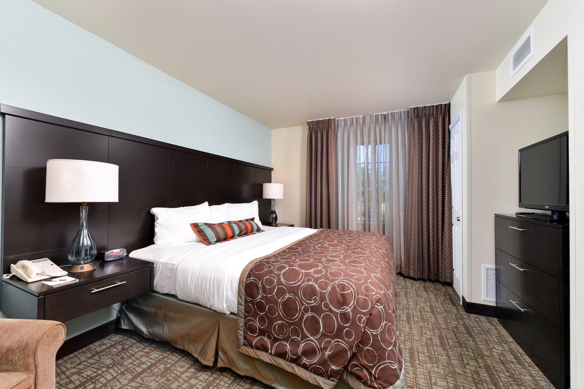 Staybridge Suites Sioux Falls at Empire Mall Photo