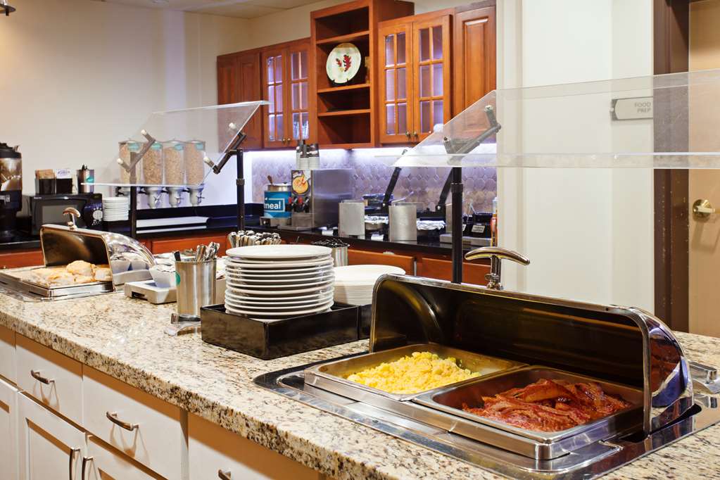 Homewood Suites by Hilton Fairfield-Napa Valley Area Image