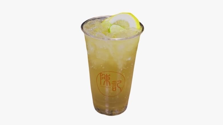 Passionfruit Honey Sparkling Drink with Lemon