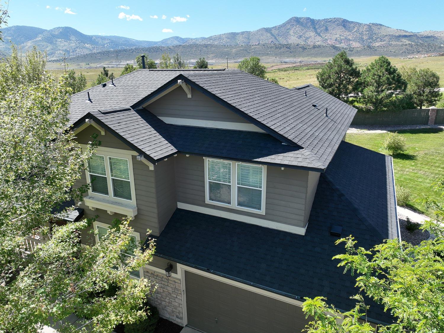 ELK Roofing & Construction Image