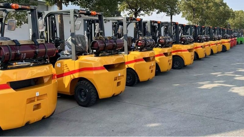 Best Buy Forklift Image