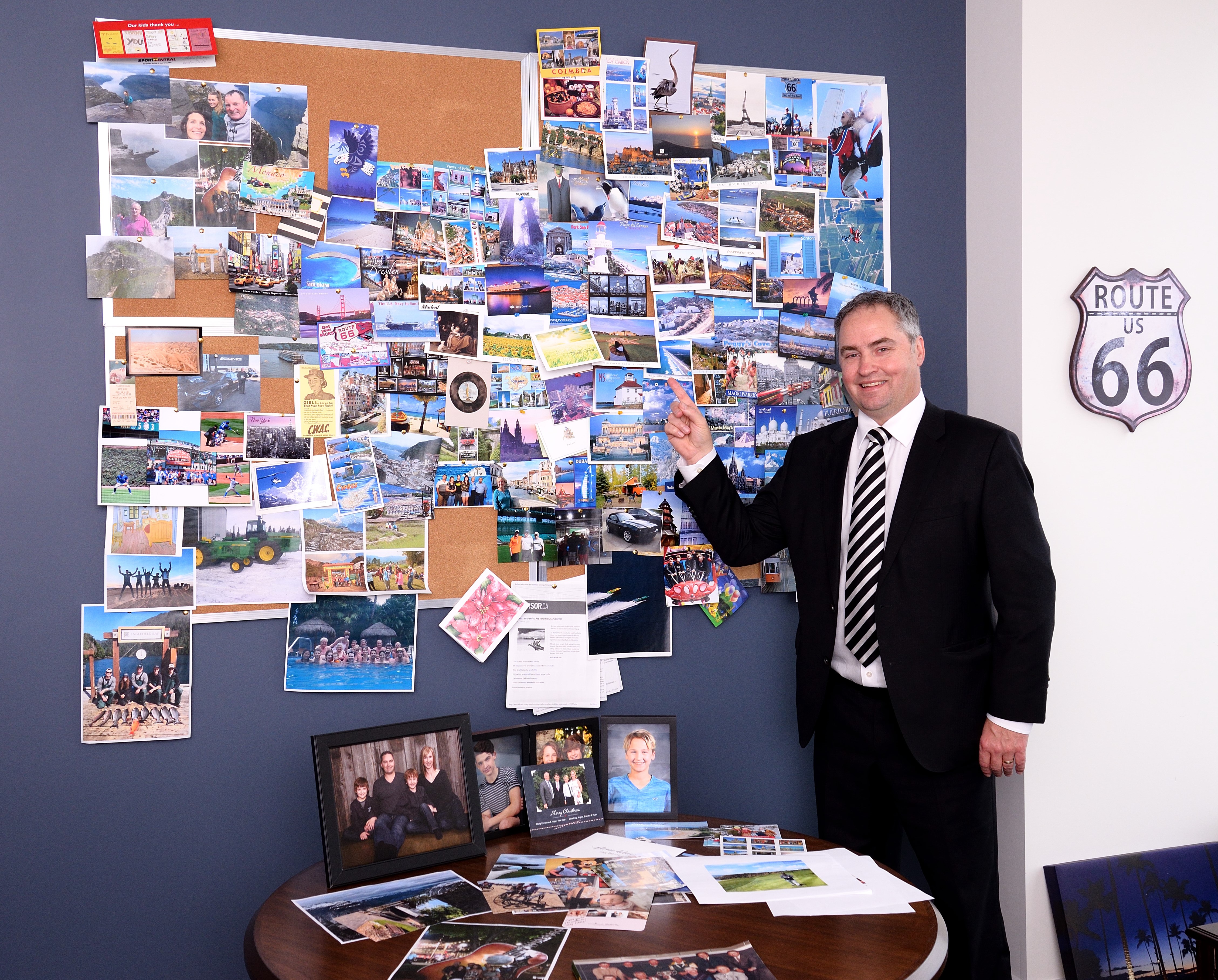 Bablitz Send Us A Picture Wall