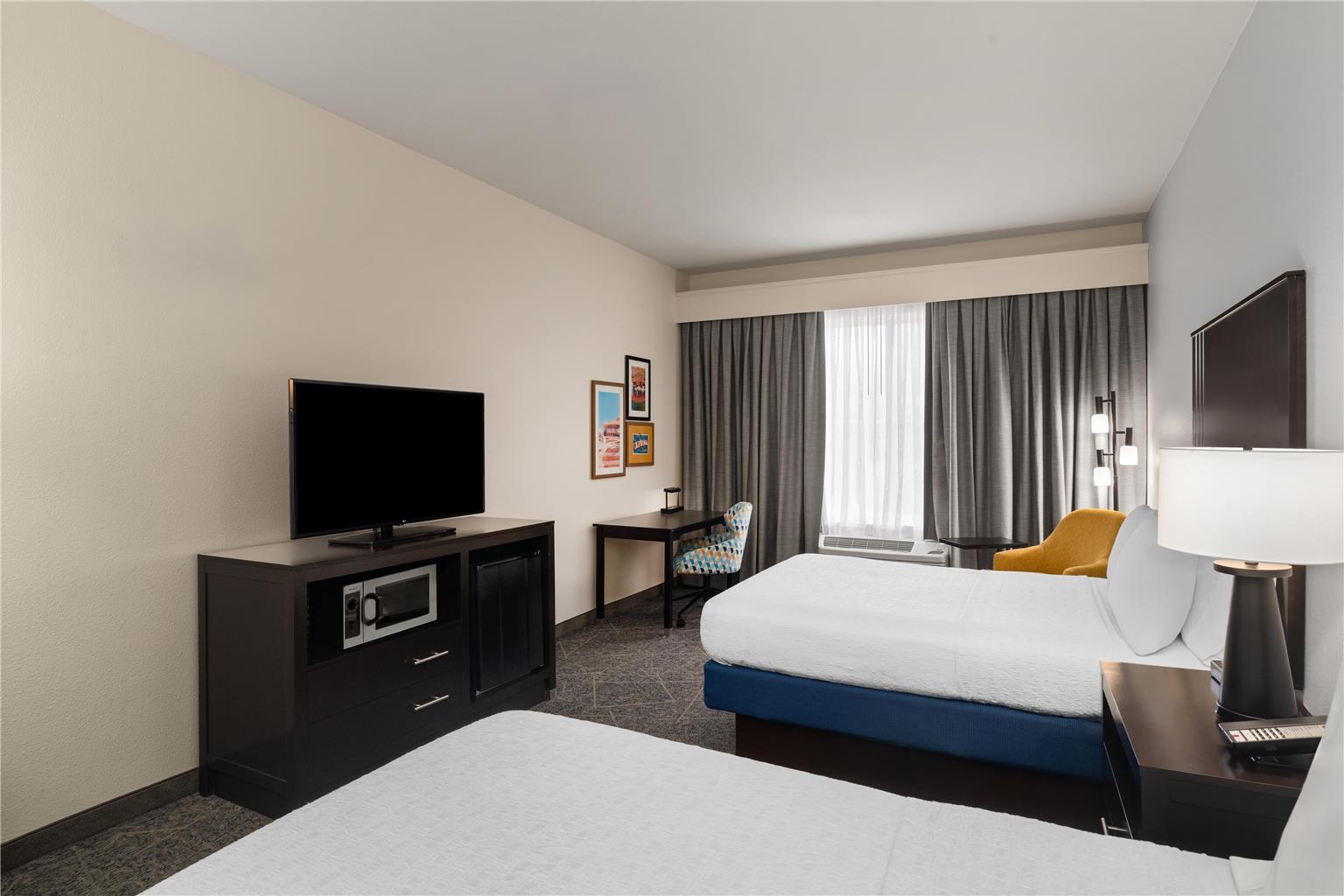 Hampton Inn & Suites Mountain View Image