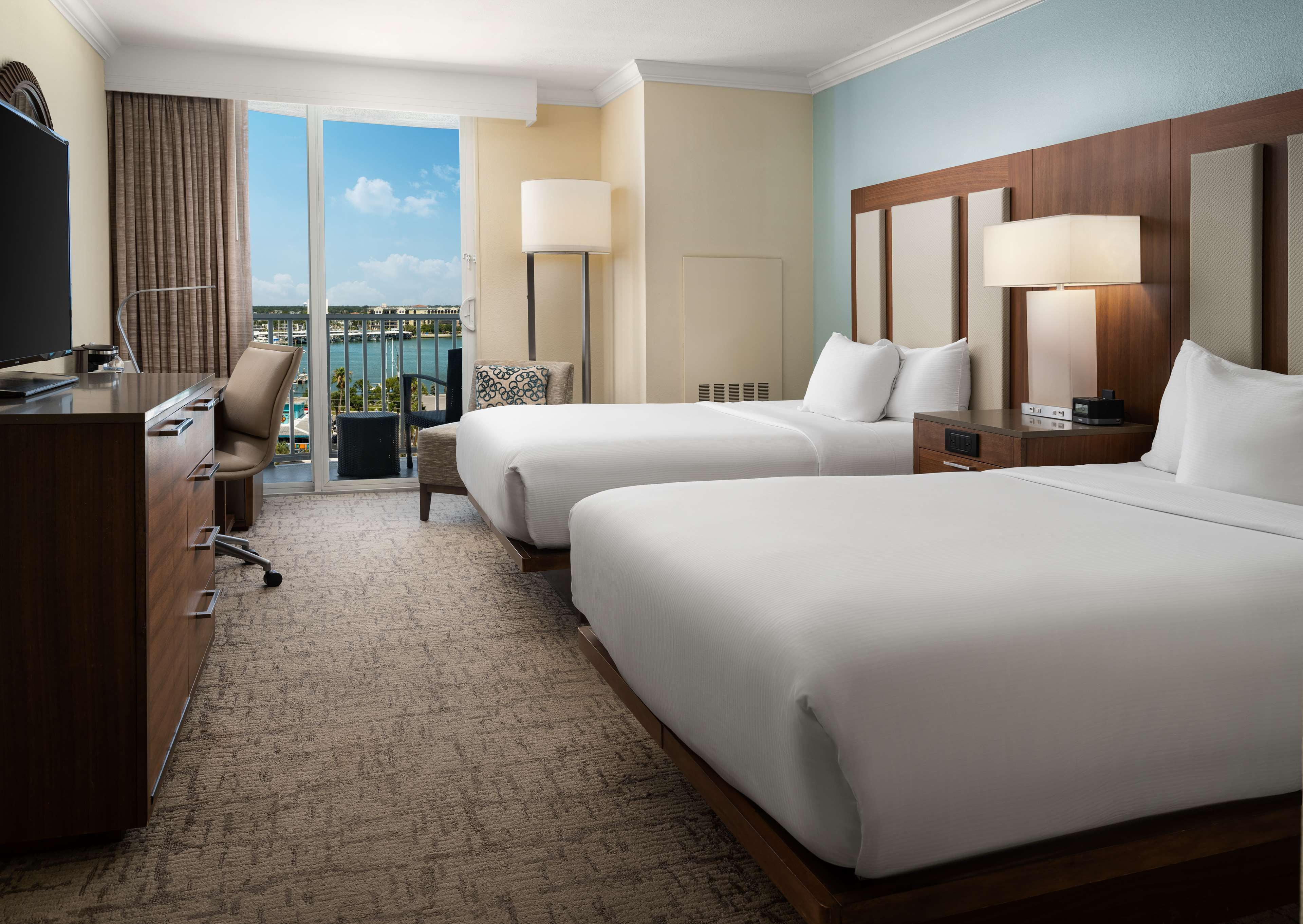 Hilton Clearwater Beach Resort & Spa Photo