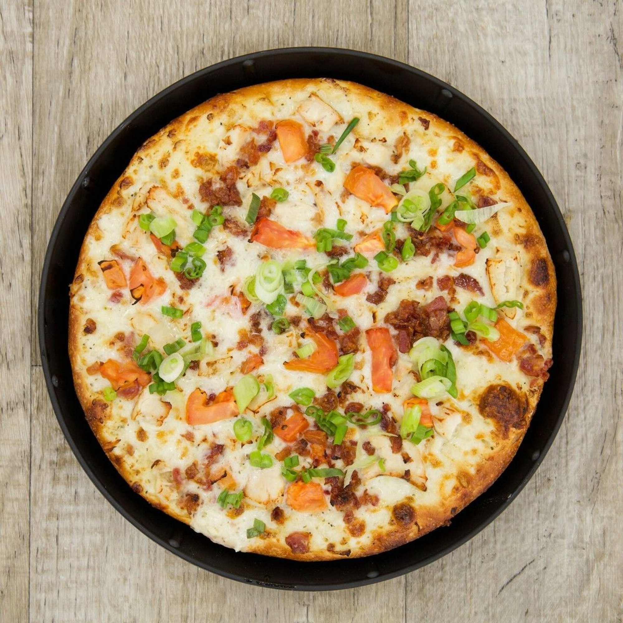 California Chicken Club Pizza