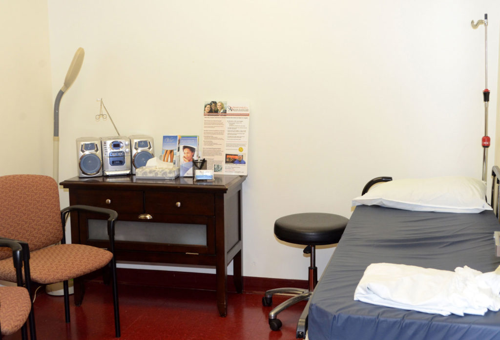 A treatment room at Azura Vascular Care South Philadelphia