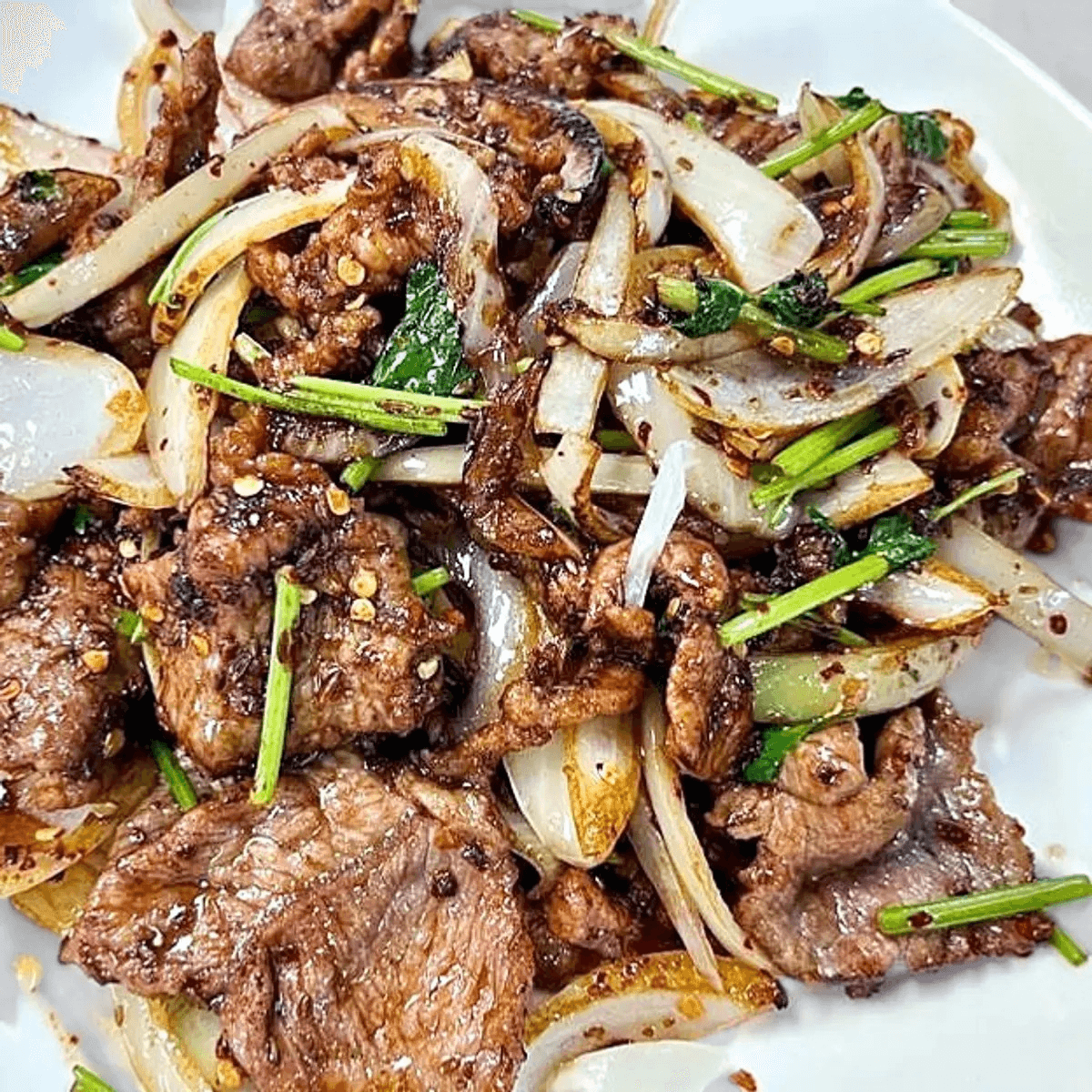 Xinjiang Style Sautéed Beef 新疆炒烤牛