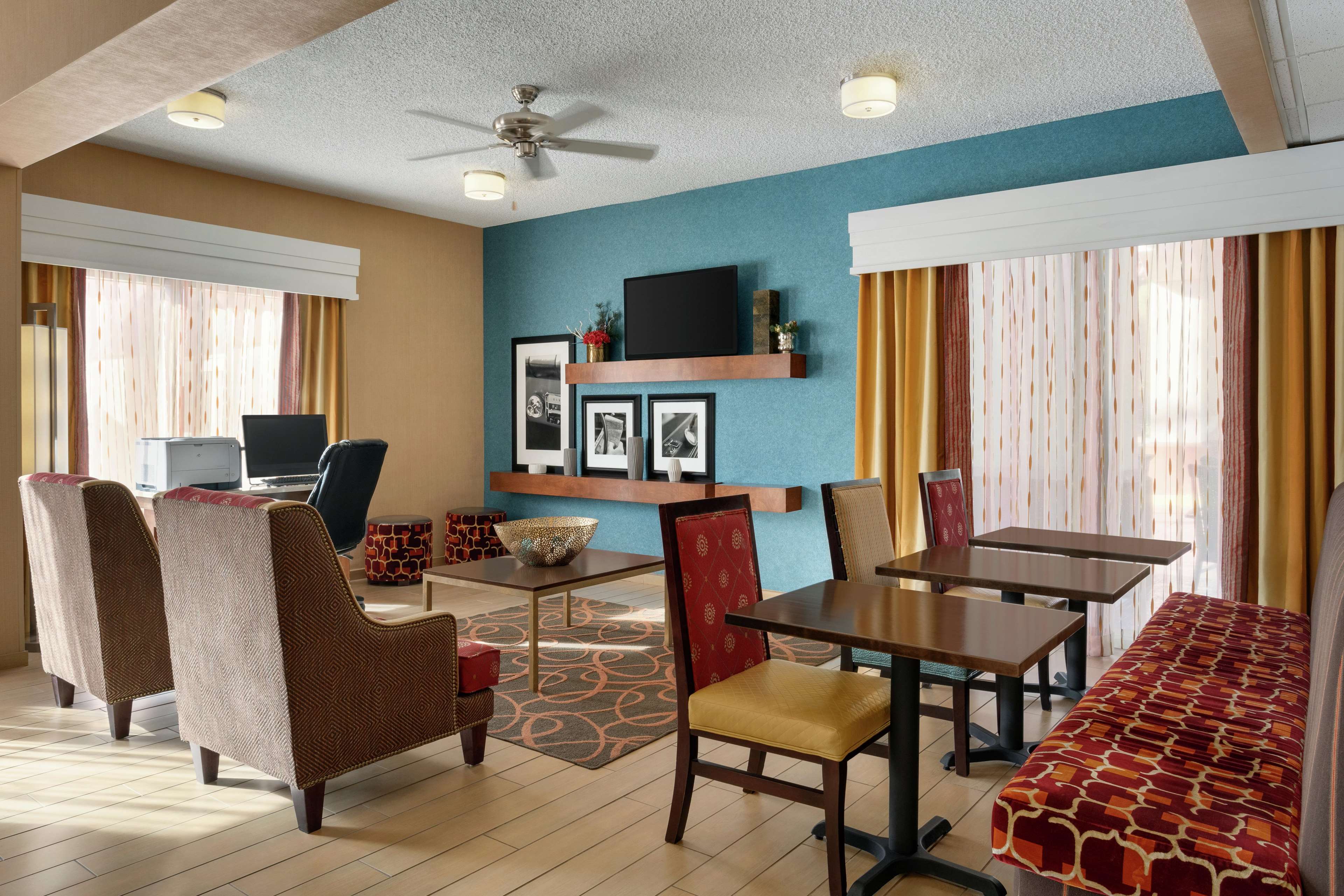 Hampton Inn Phoenix/Chandler Photo