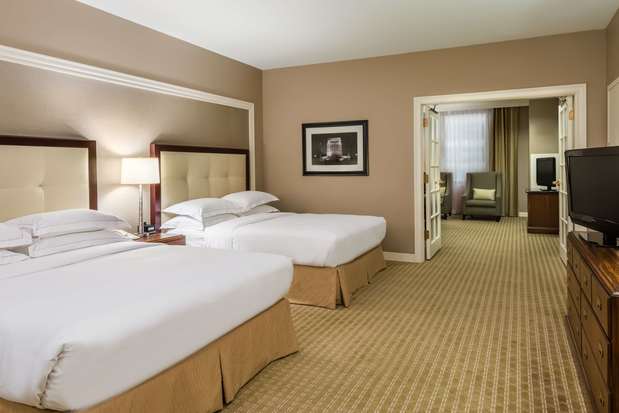 Images Hilton Indianapolis Hotel & Suites