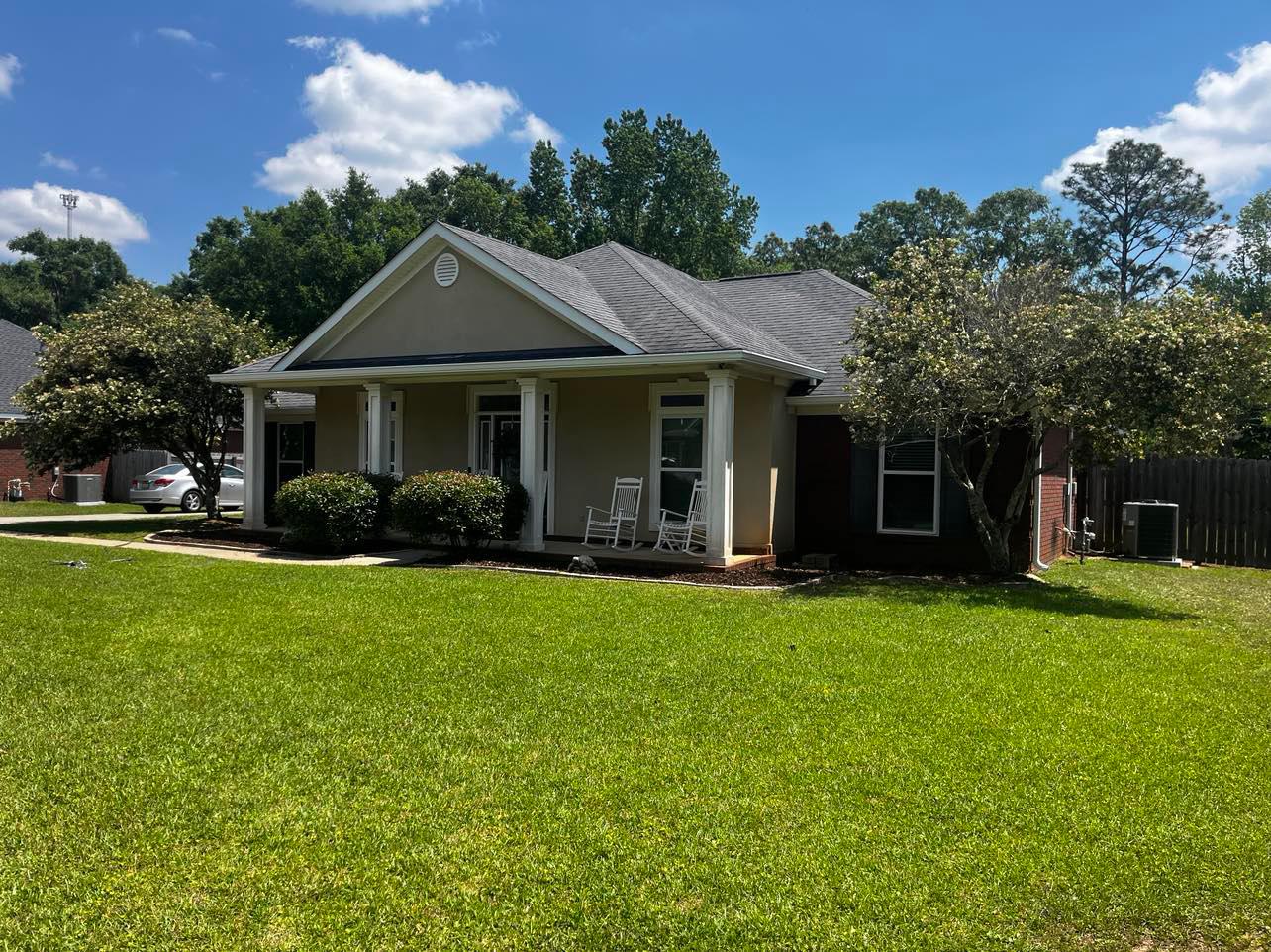 Southern Gutters LLC Image